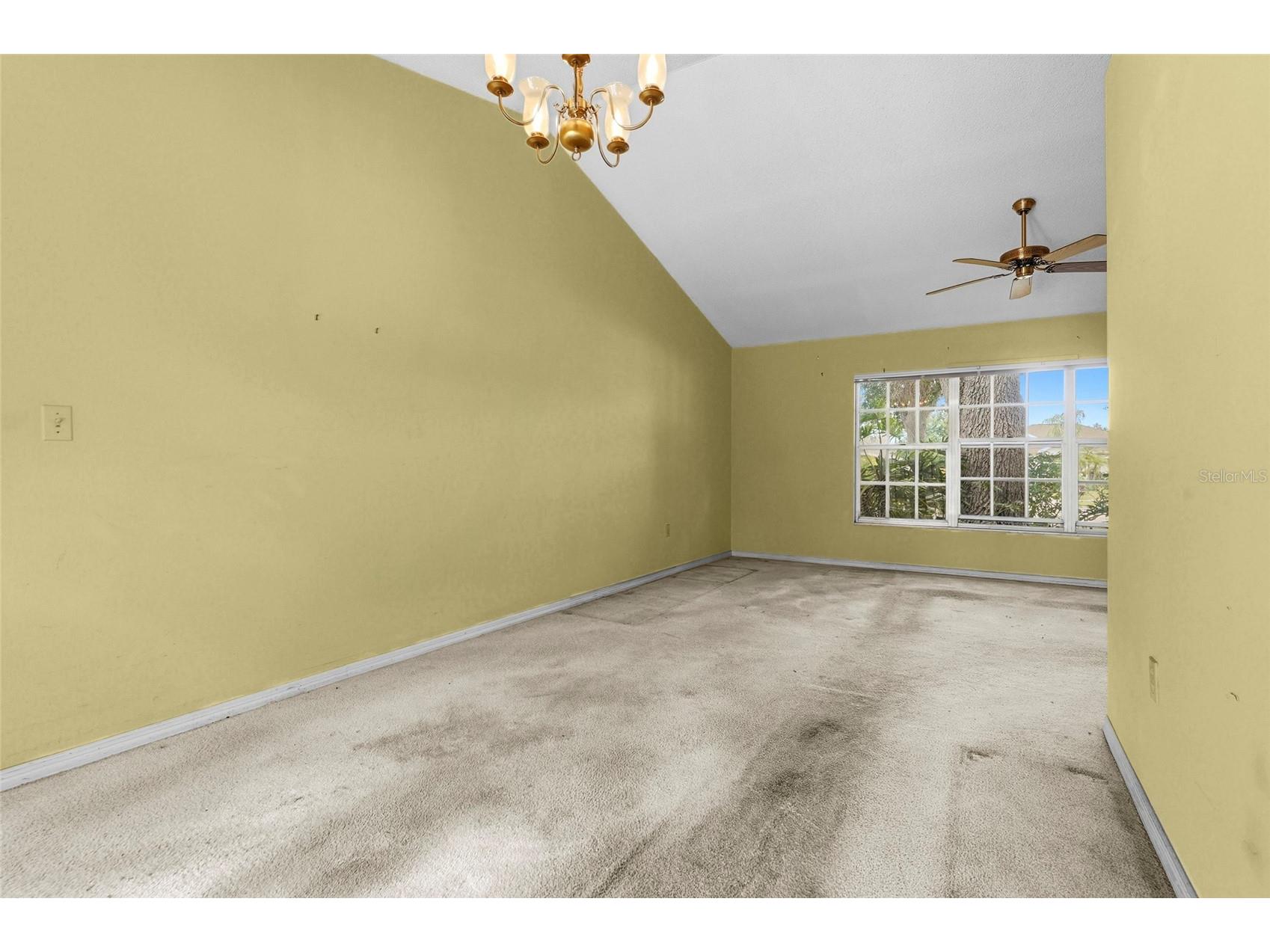 6909 9th Court E Sarasota FL 34243 A4693857 image10