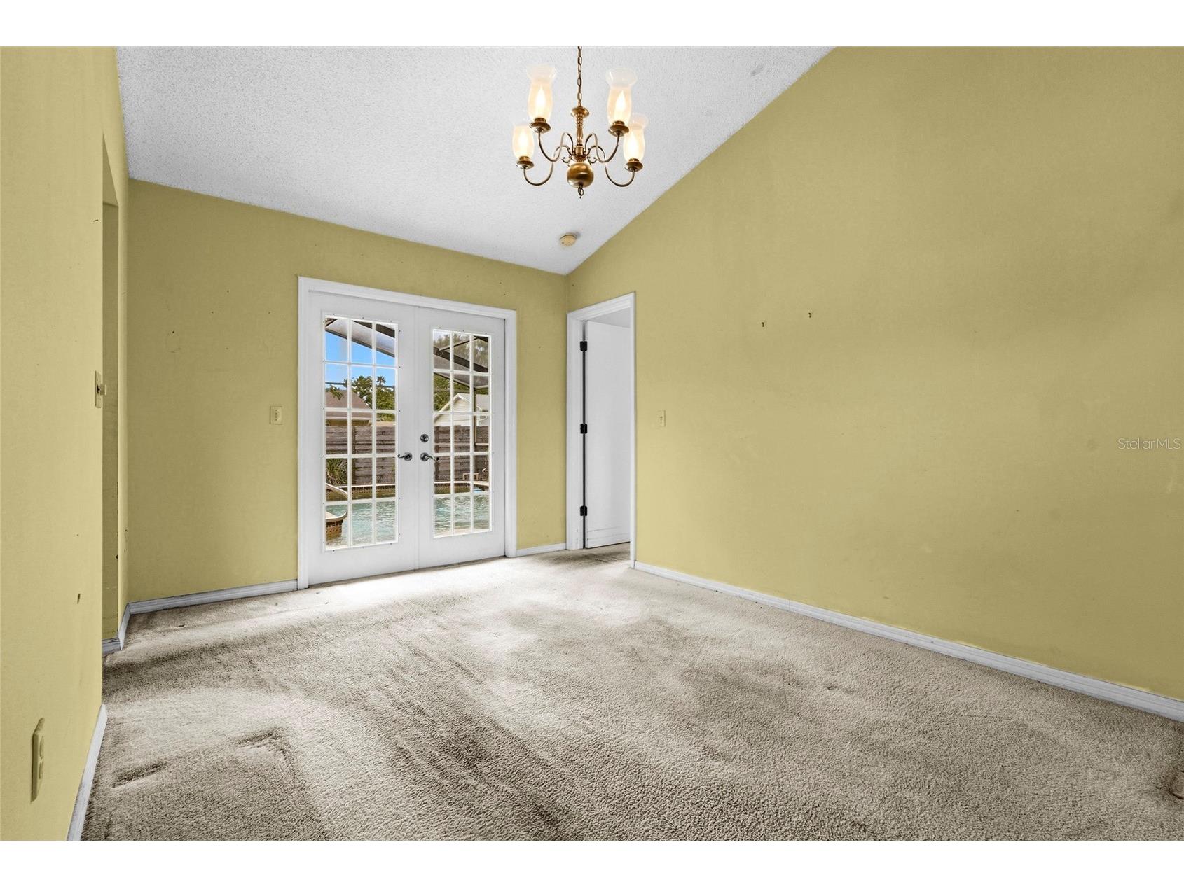 6909 9th Court E Sarasota FL 34243 A4693857 image11
