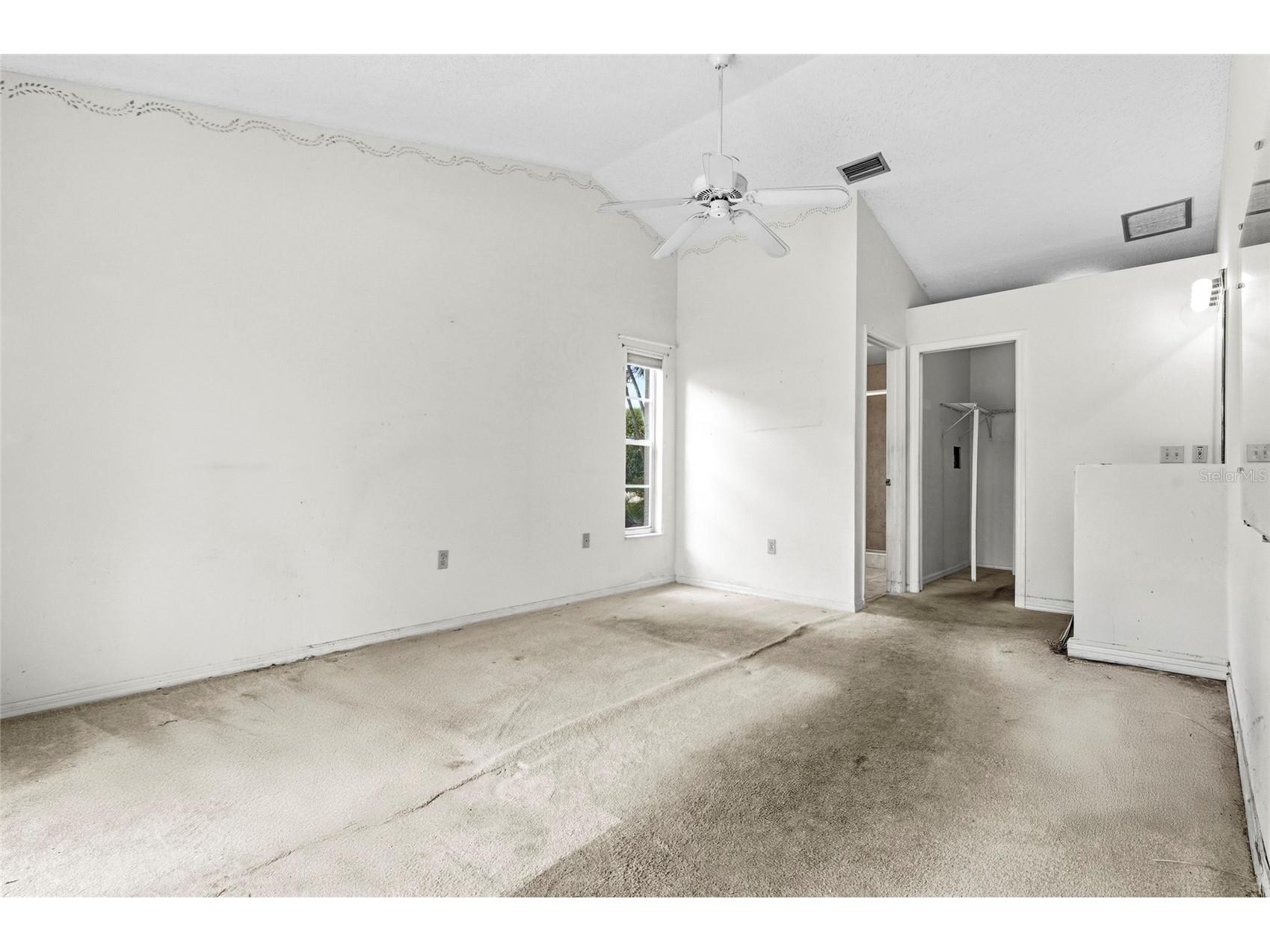 6909 9th Court E Sarasota FL 34243 A4693857 image22