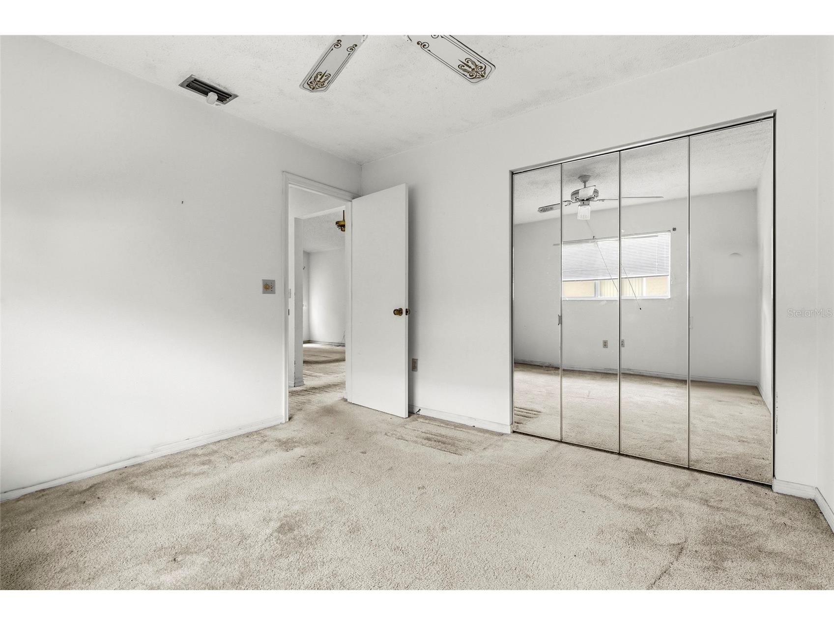 6909 9th Court E Sarasota FL 34243 A4693857 image28