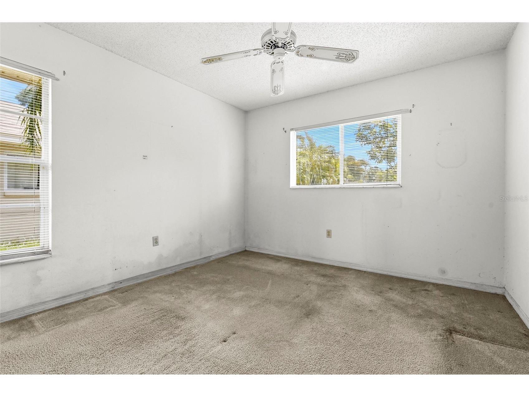 6909 9th Court E Sarasota FL 34243 A4693857 image34