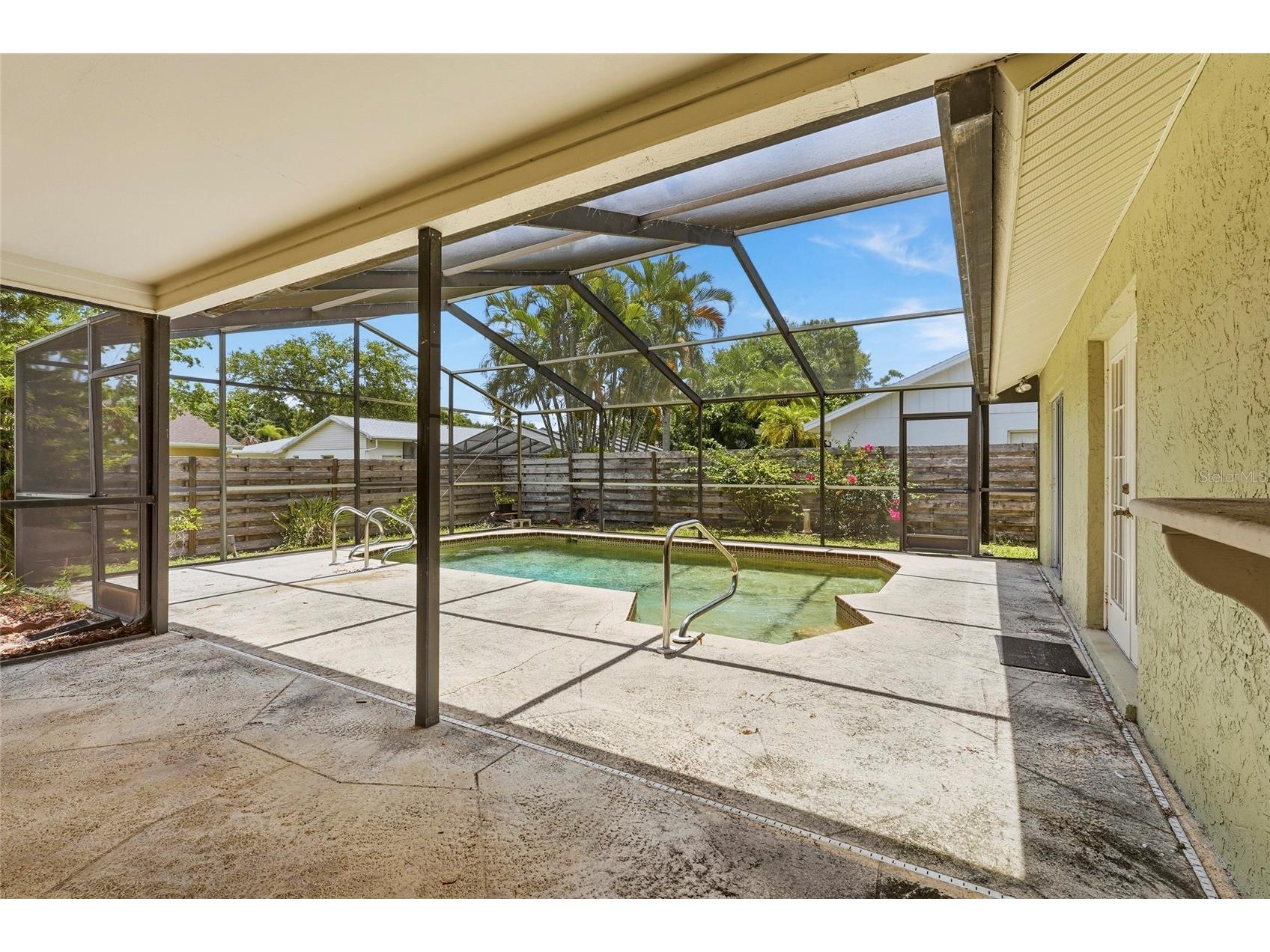 6909 9th Court E Sarasota FL 34243 A4693857 image41