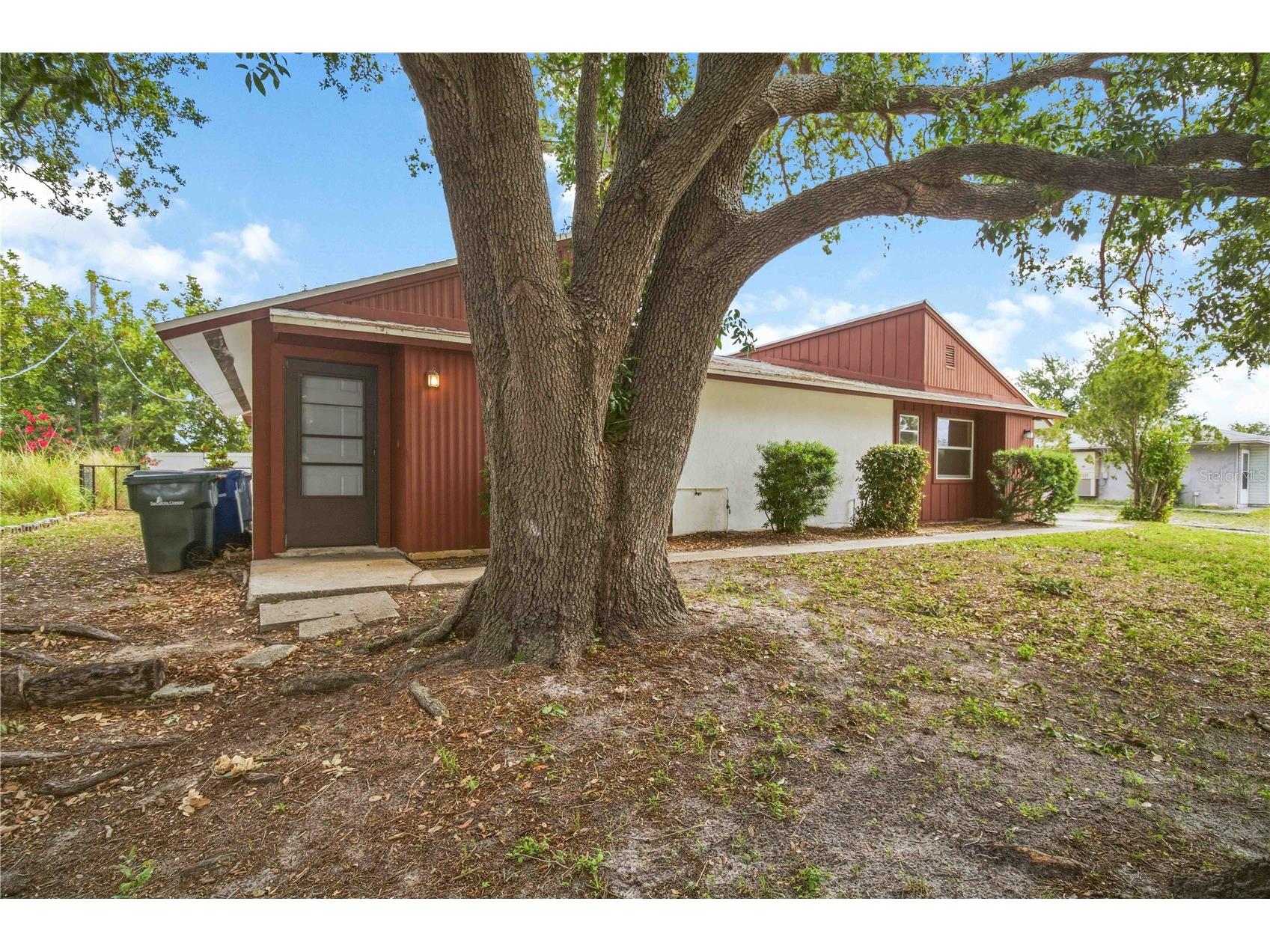 6909 Brentford Road Sarasota FL 34241 A4692688 image1