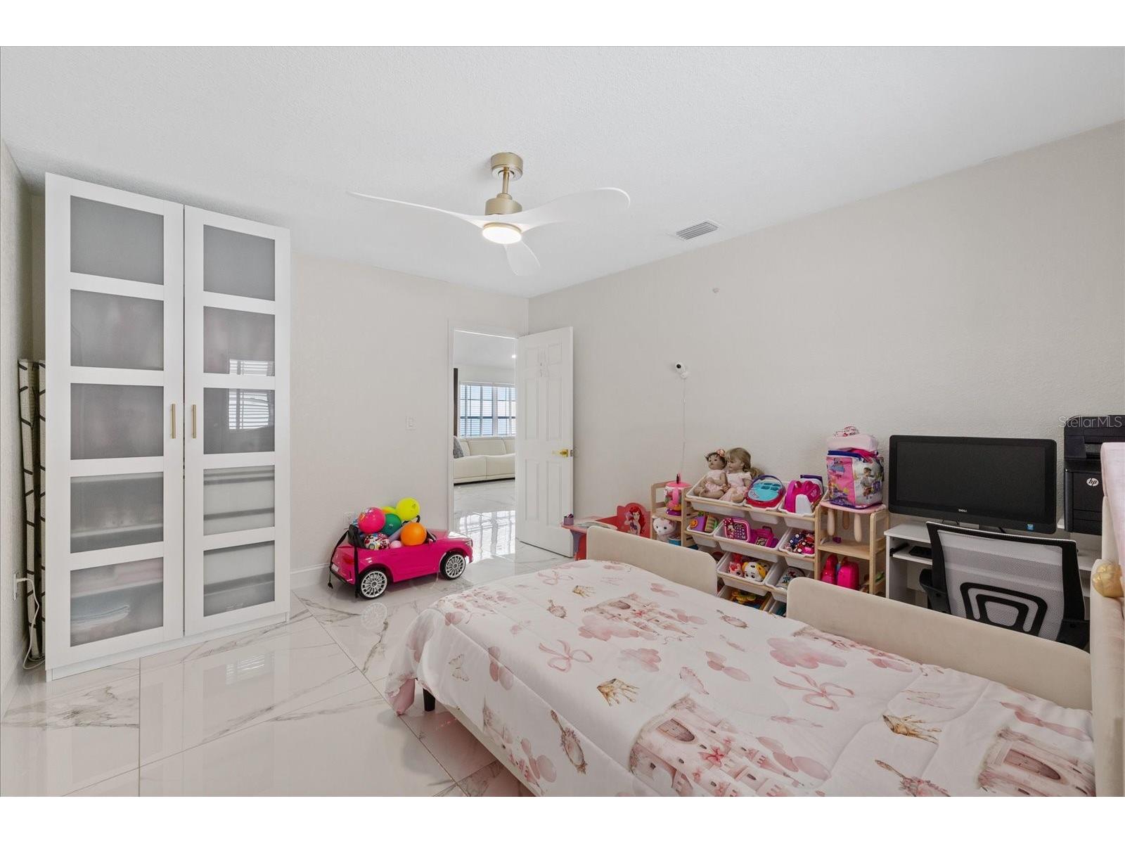 6909 N Lois Avenue Tampa FL 33614 TB8523887 image18