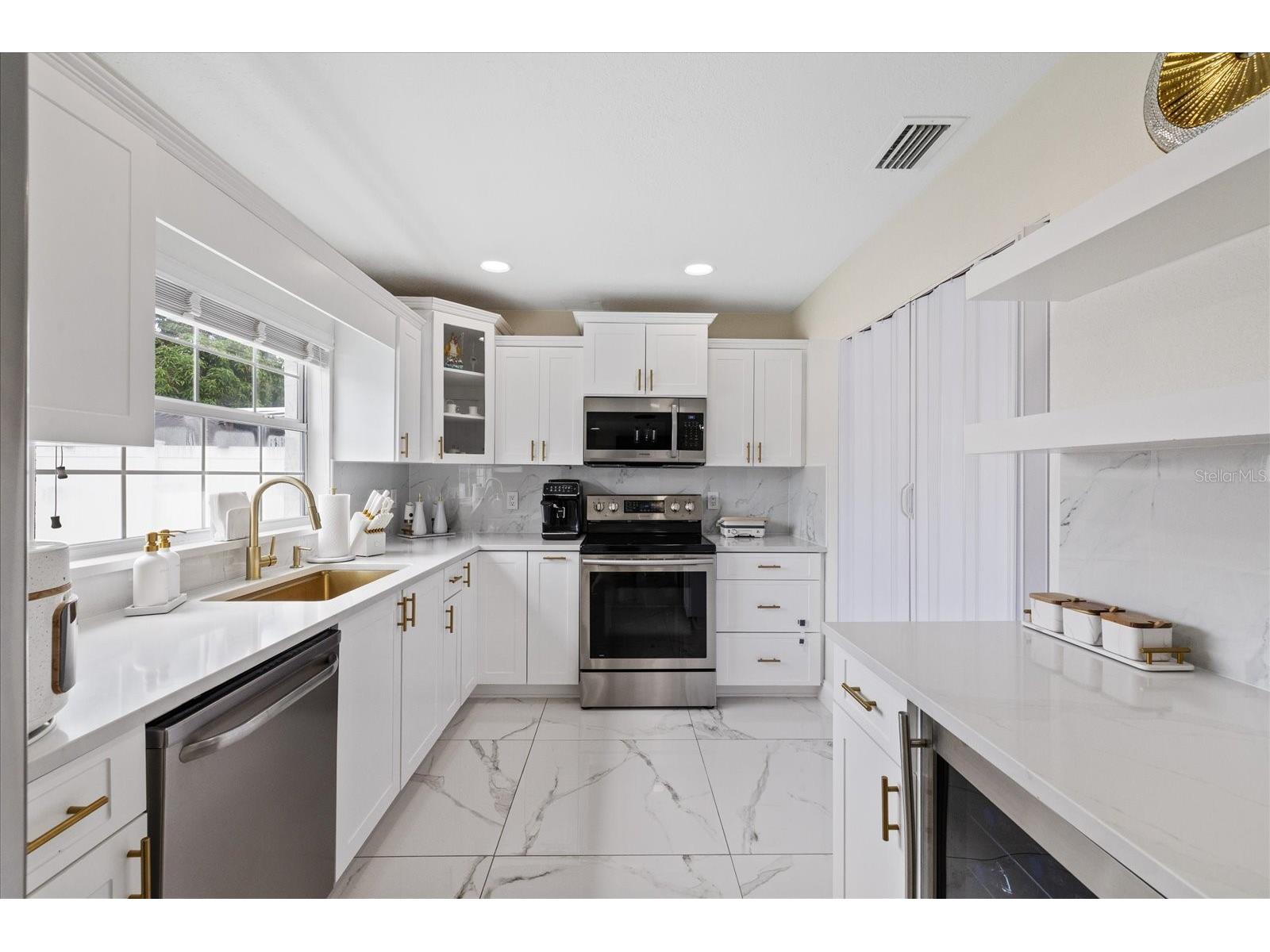 6909 N Lois Avenue Tampa FL 33614 TB8523887 image27