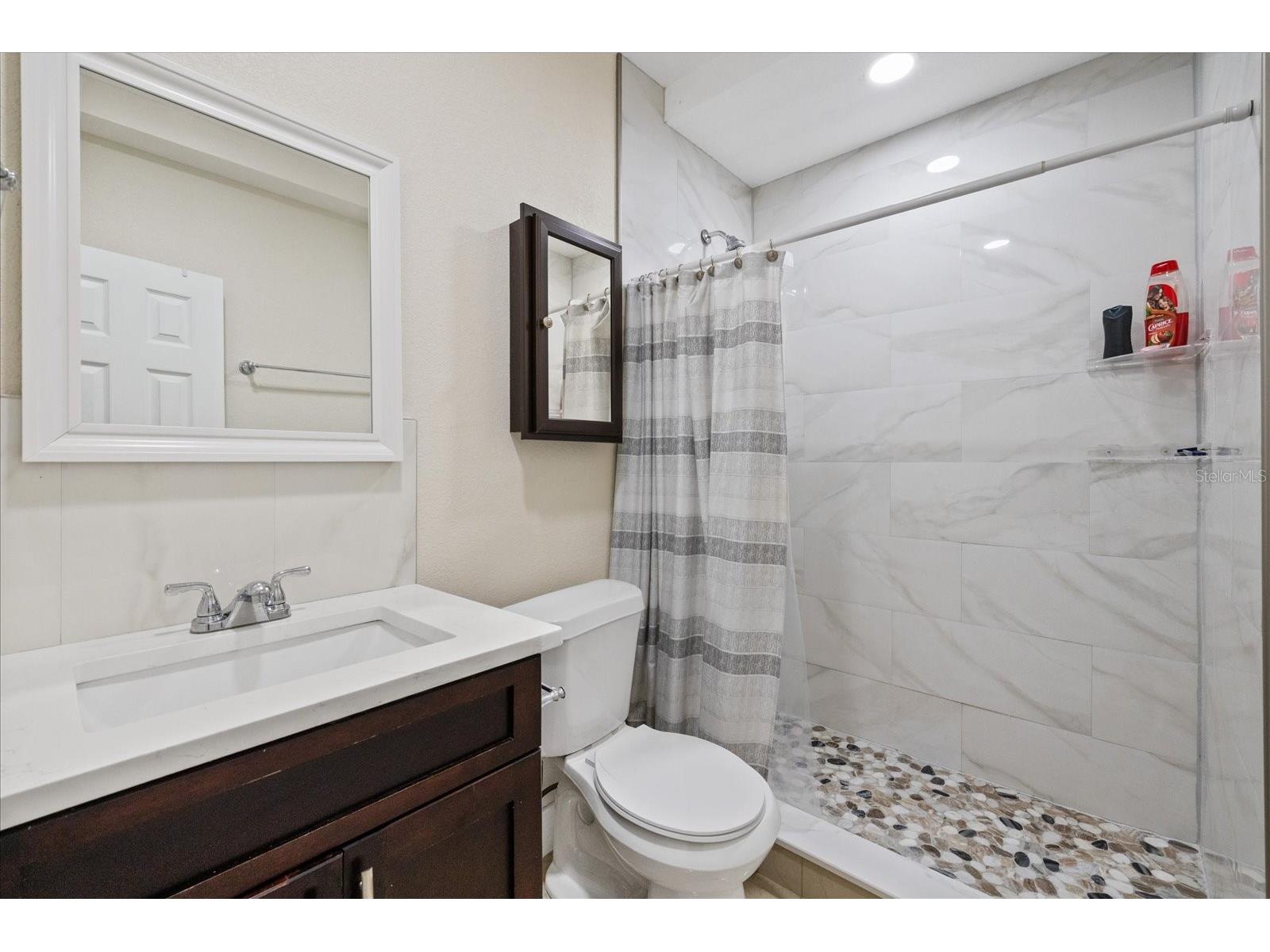 6909 N Lois Avenue Tampa FL 33614 TB8523887 image52