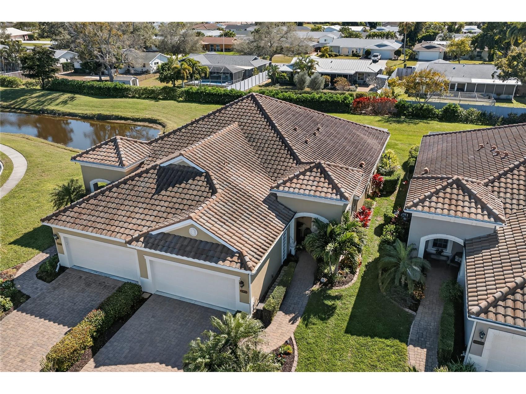 6909 Playa Bella Drive Bradenton FL 34209 A4679721 image2