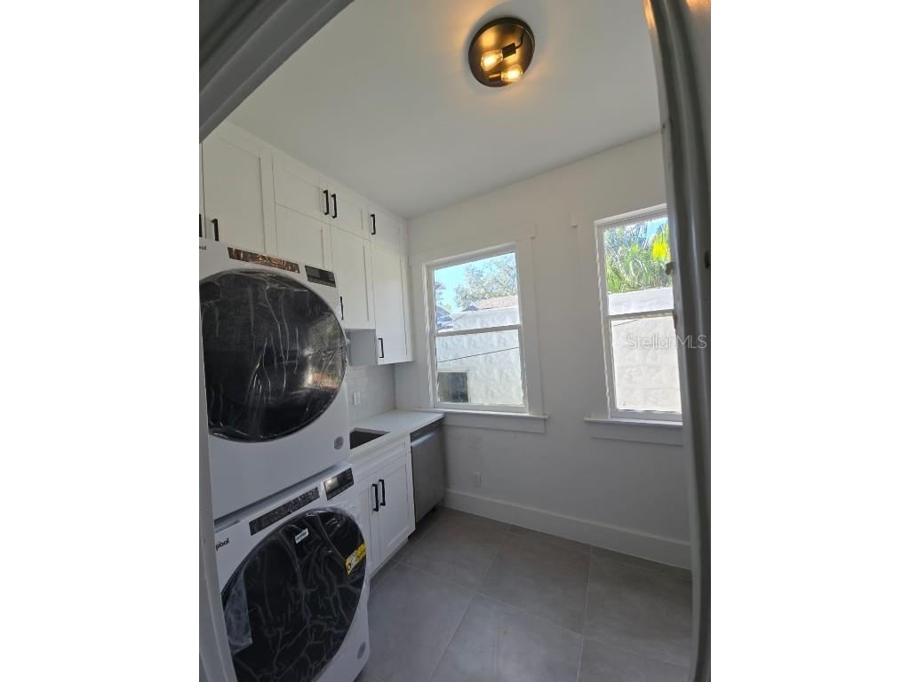 691 10th Avenue S #A Saint Petersburg FL 33701 TB8321974 image6