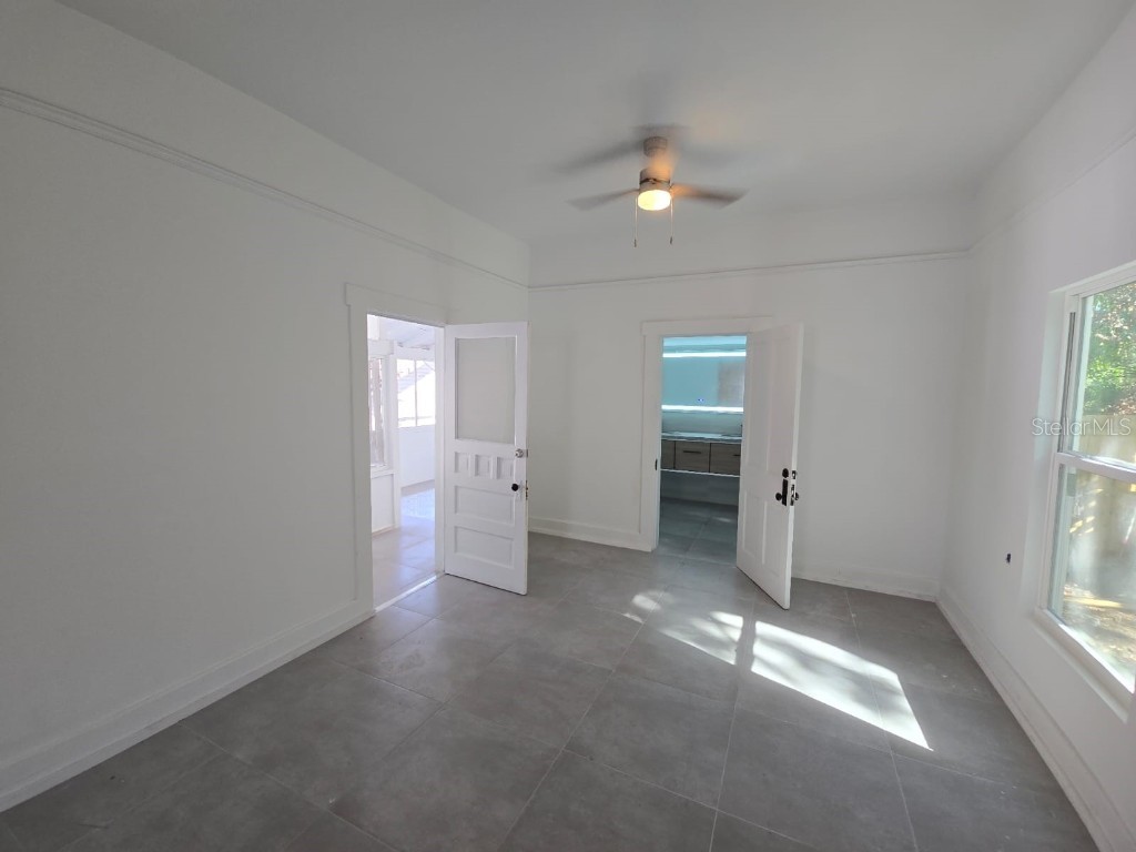 691 10th Avenue S #A Saint Petersburg FL 33701 TB8321974 image8