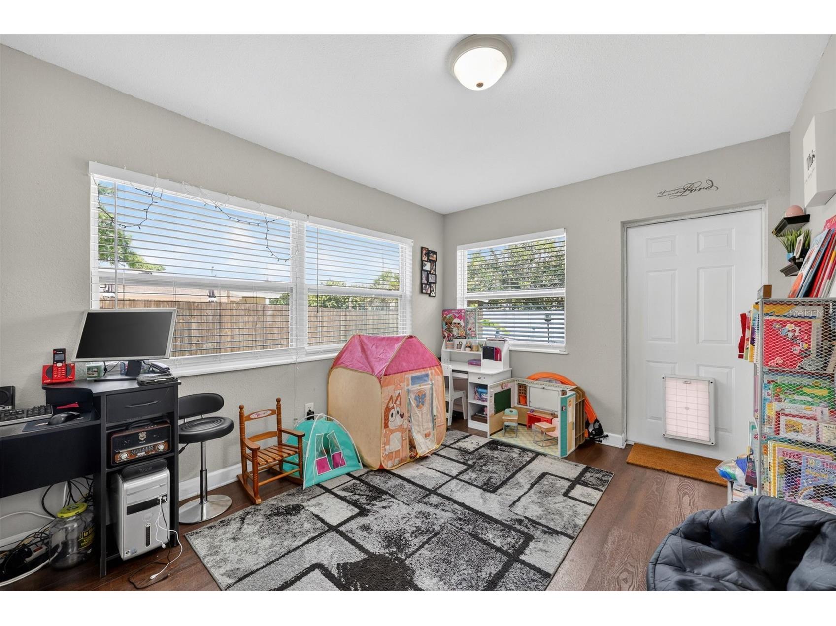 691 72nd Avenue N Saint Petersburg FL 33702 TB8507945 image17