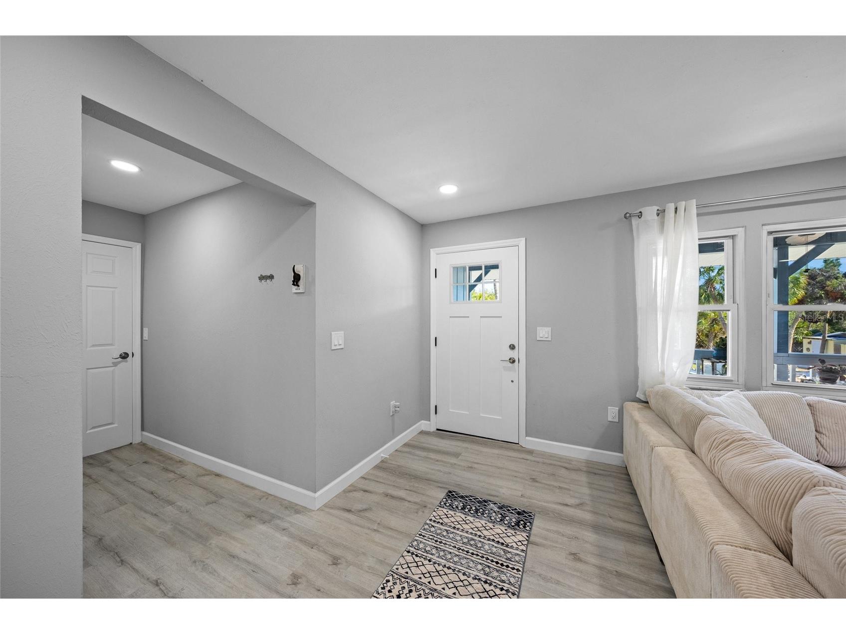 691 Gulf Bay Road Longboat Key FL 34228 - GULF OF MEXICO A4684077 image5