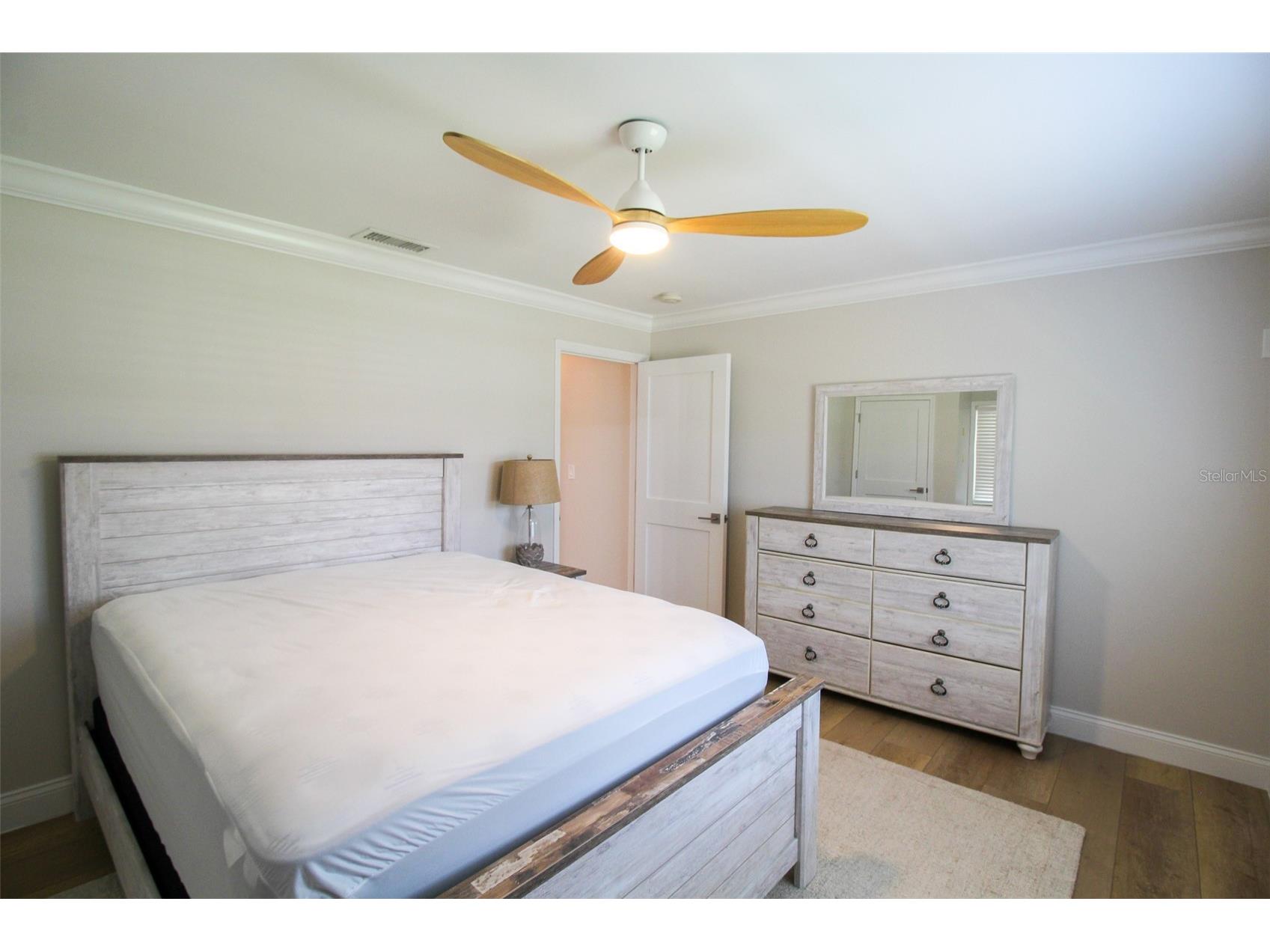 691 Russell Street Longboat Key FL 34228 A4699467 image11