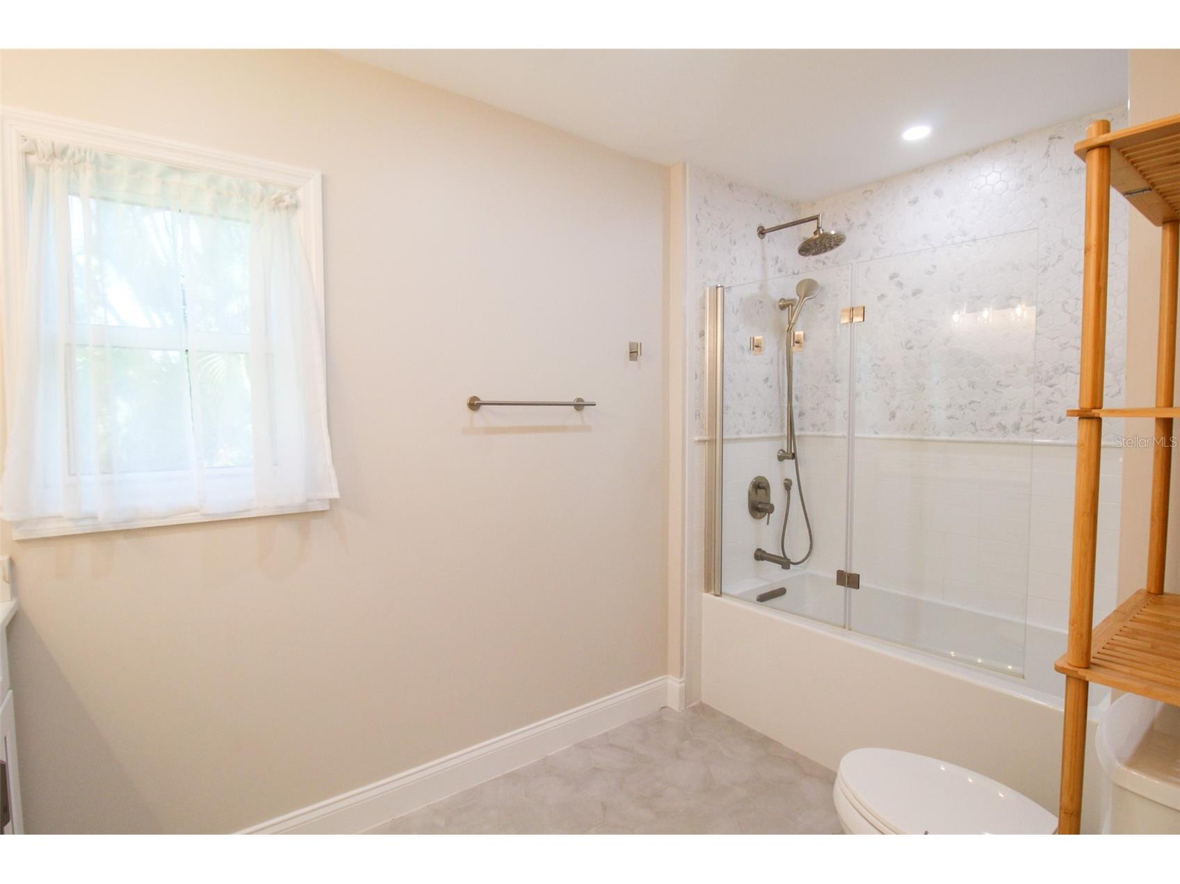 691 Russell Street Longboat Key FL 34228 A4699467 image22