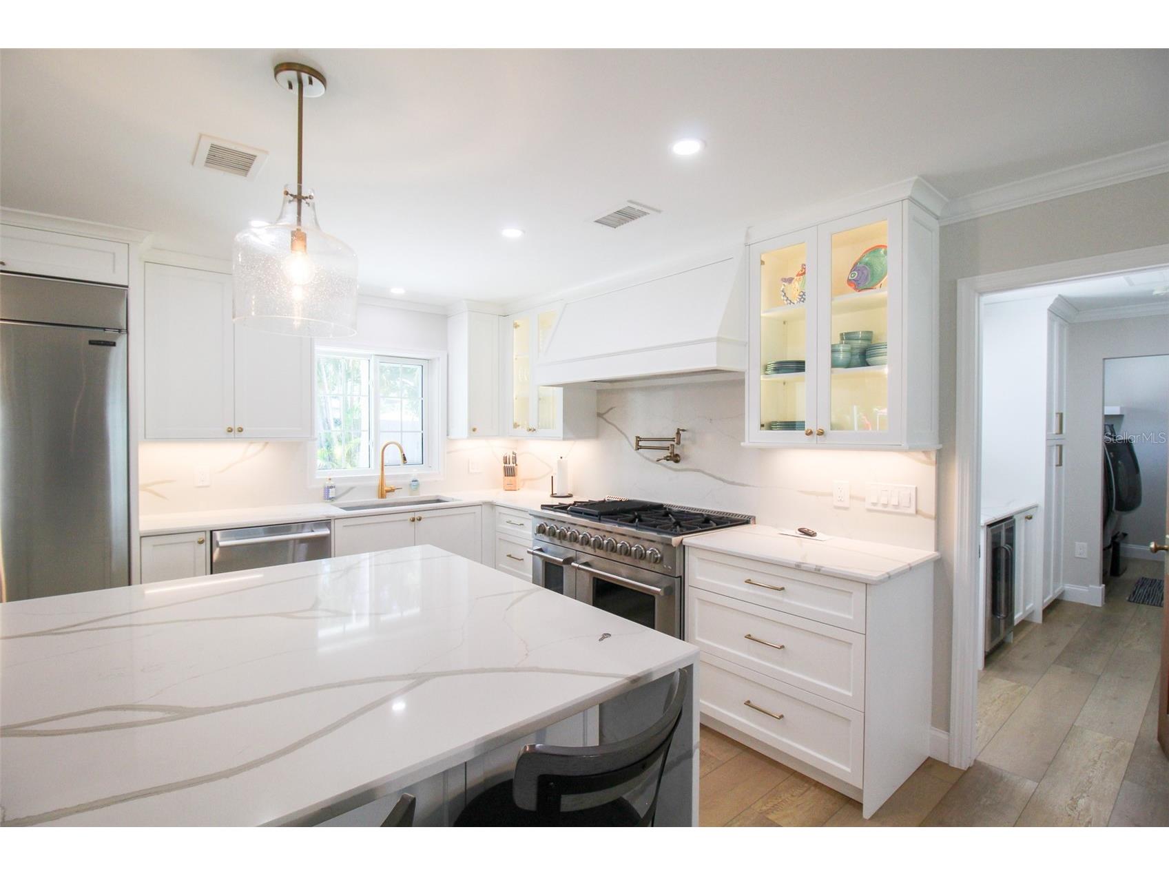 691 Russell Street Longboat Key FL 34228 A4699467 image27