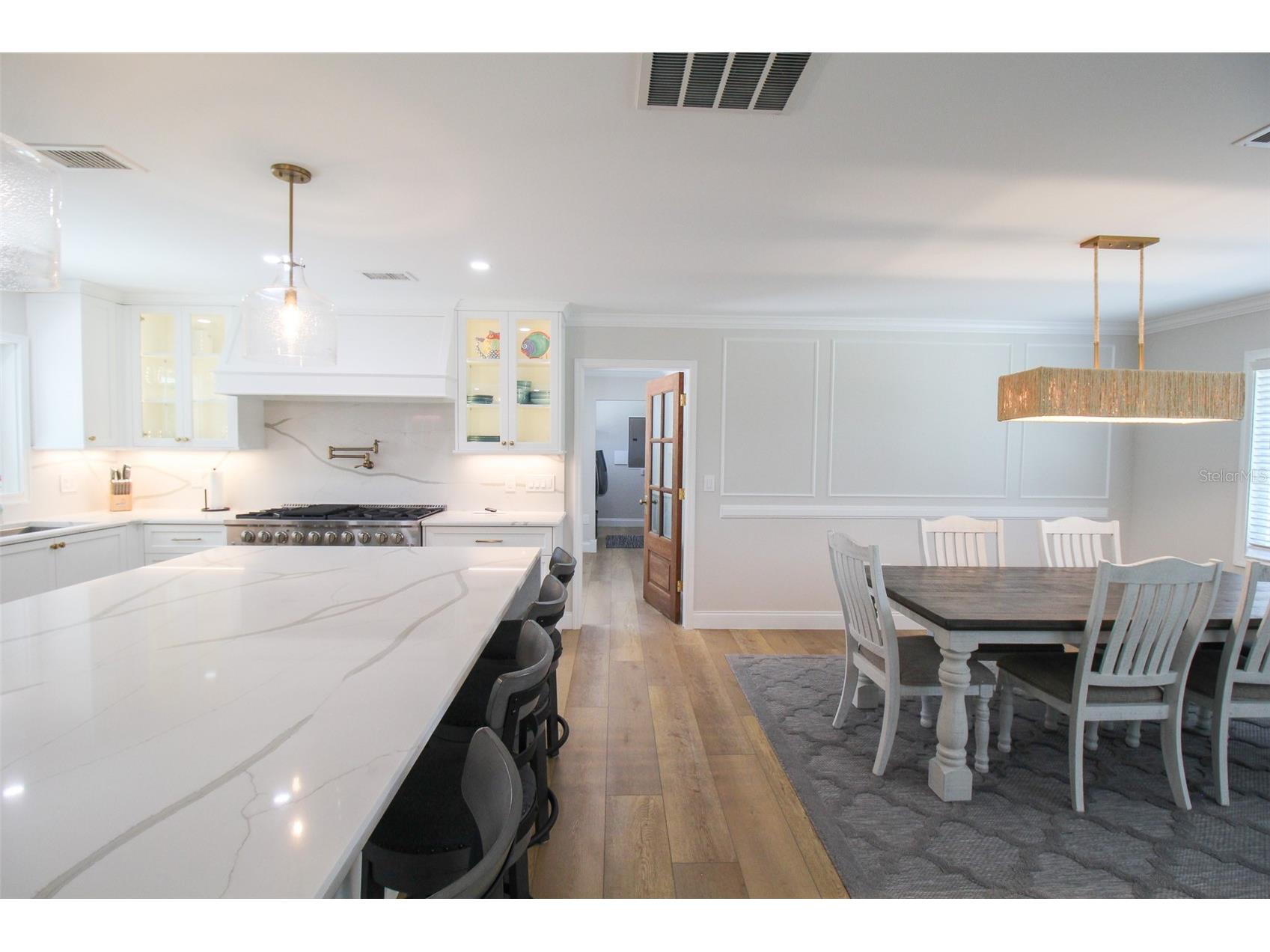 691 Russell Street Longboat Key FL 34228 A4699467 image35
