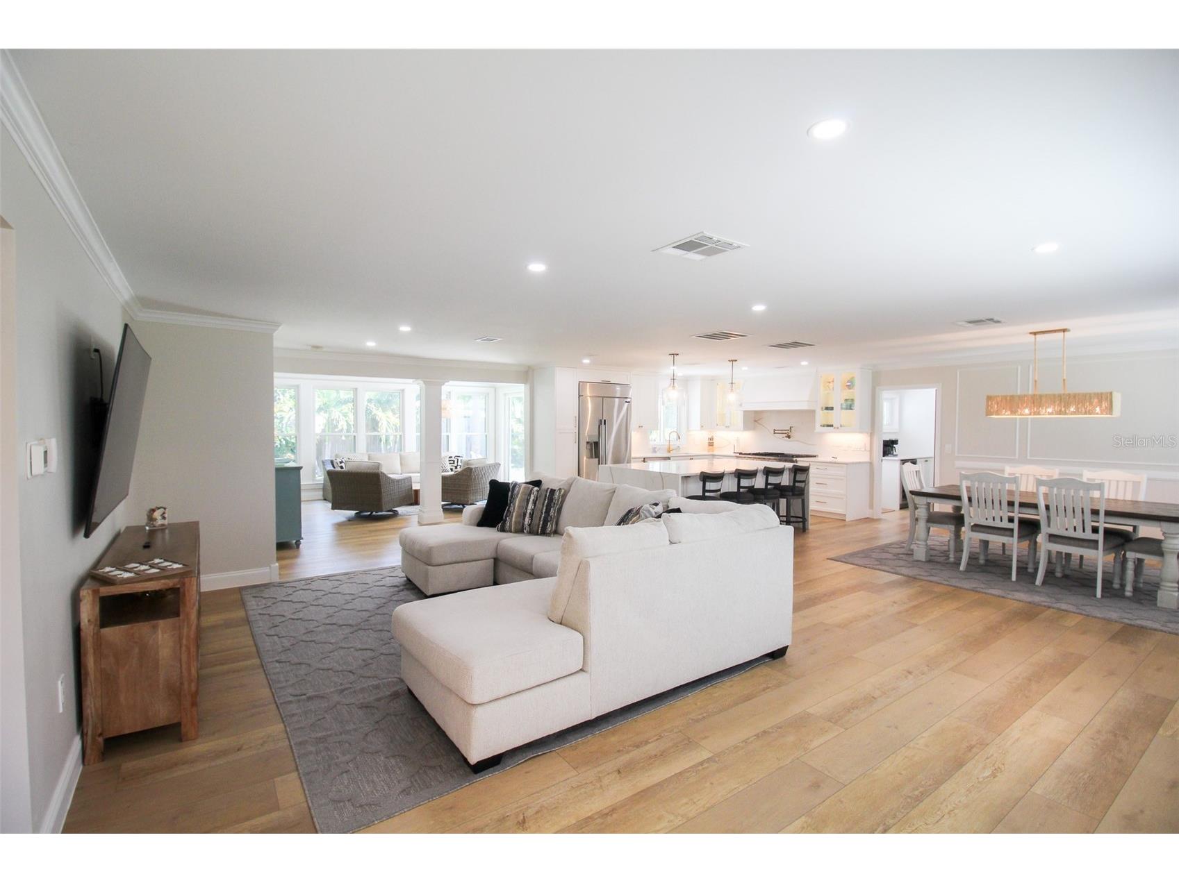 691 Russell Street Longboat Key FL 34228 A4699467 image5