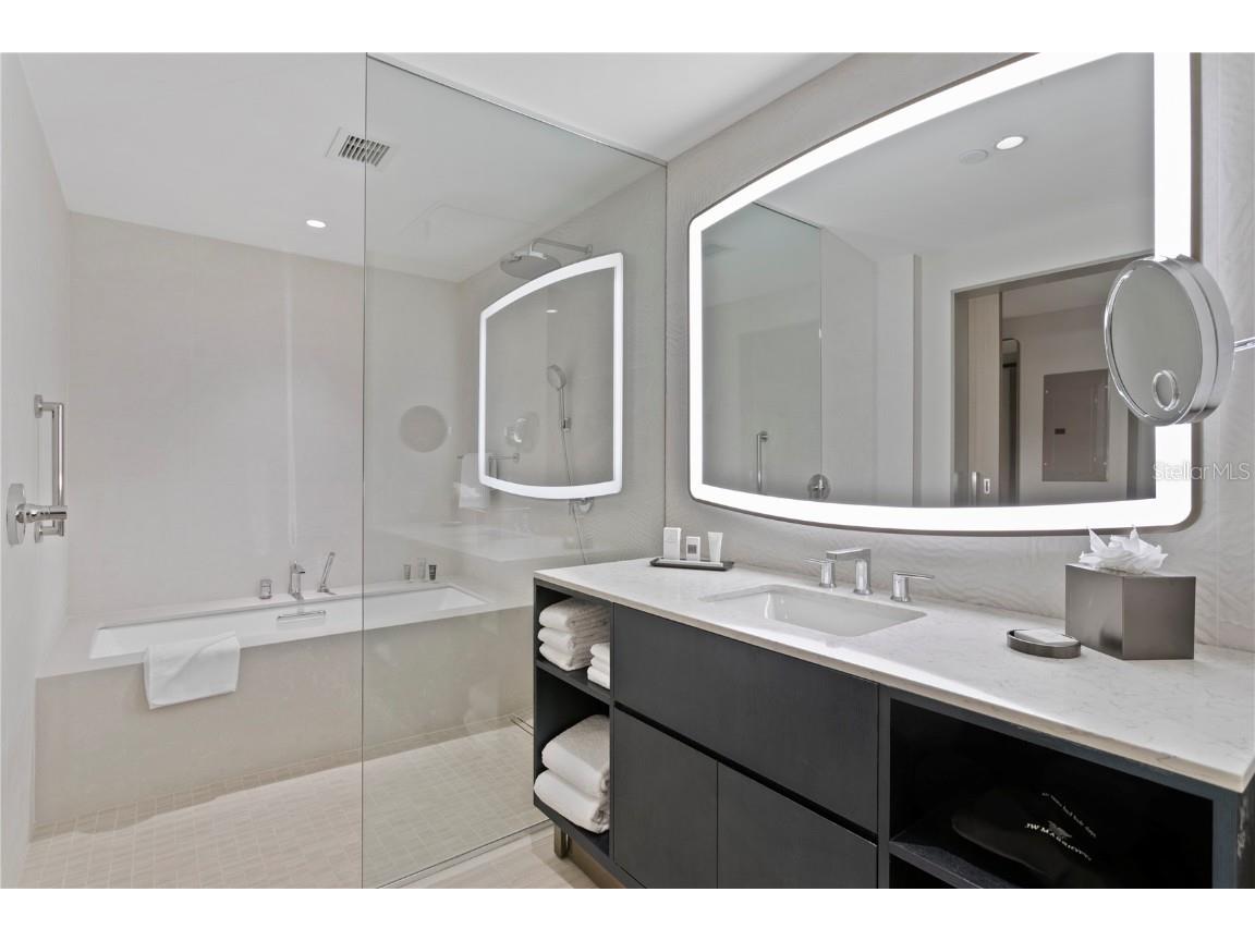 691 S Gulfview Boulevard #1212 Clearwater Beach FL 33767 U8168439 image10