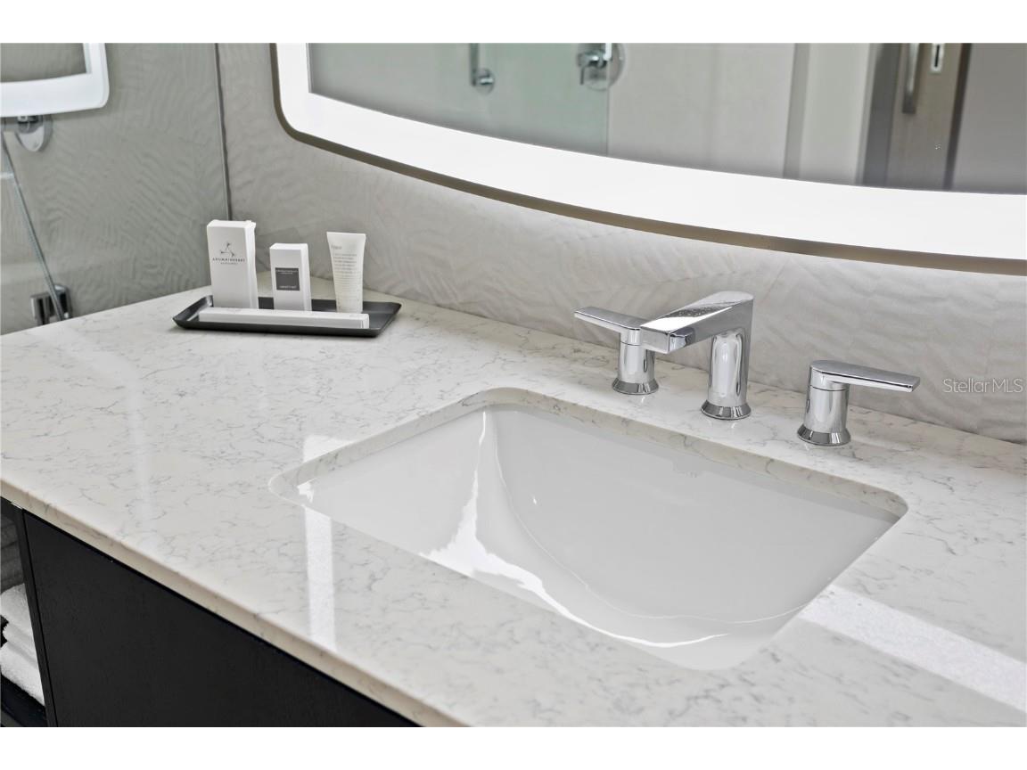 691 S Gulfview Boulevard #1212 Clearwater Beach FL 33767 U8168439 image11