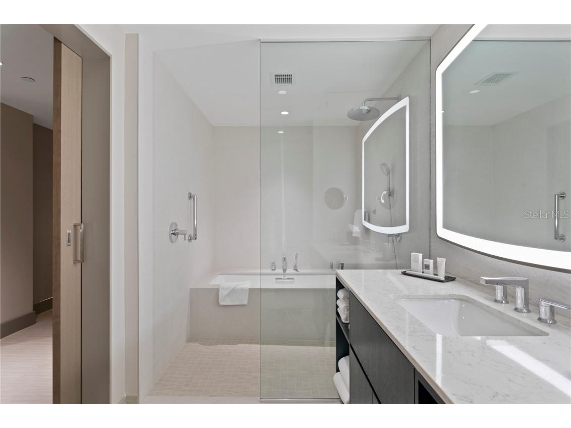 691 S Gulfview Boulevard #1212 Clearwater Beach FL 33767 U8168439 image12