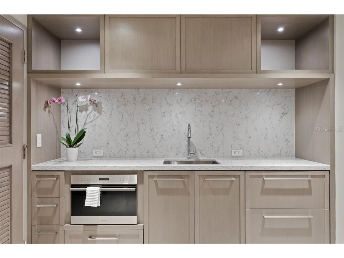 691 S Gulfview Boulevard #1212 Clearwater Beach FL 33767 U8168439 image17