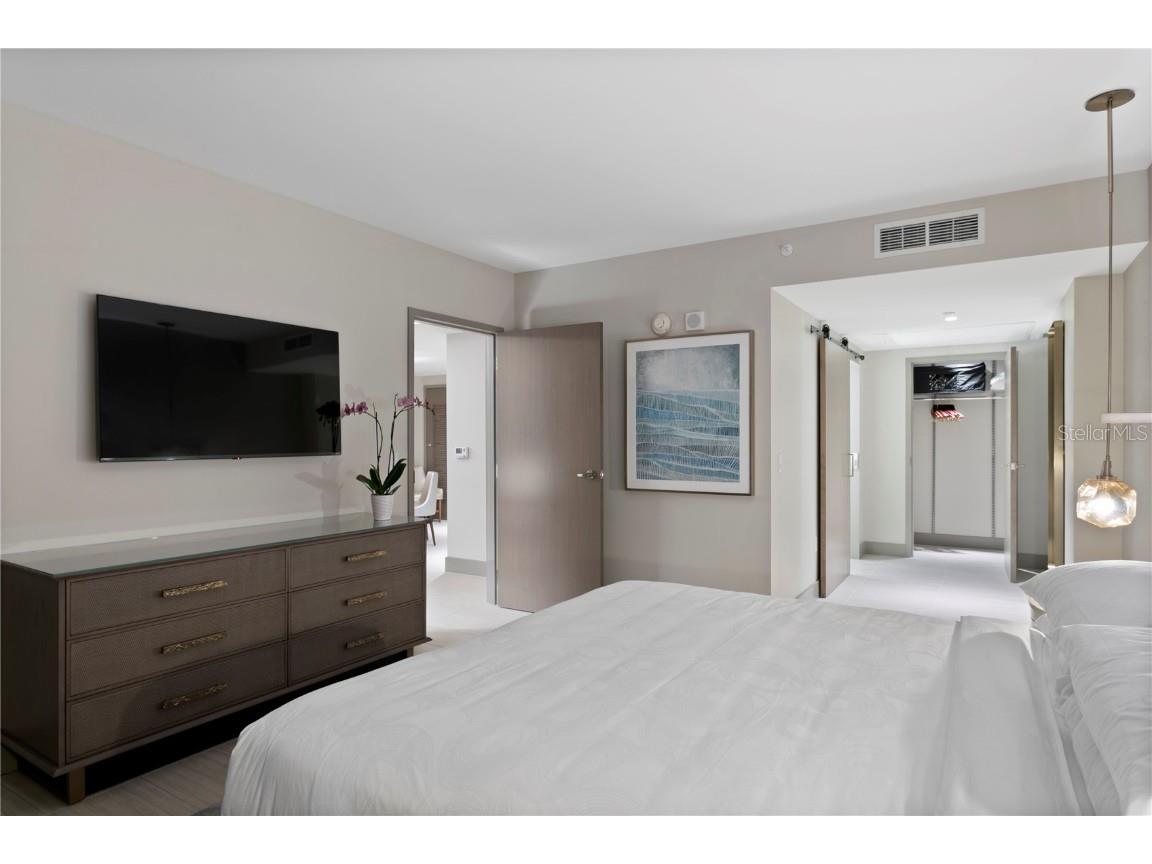 691 S Gulfview Boulevard #1212 Clearwater Beach FL 33767 U8168439 image7