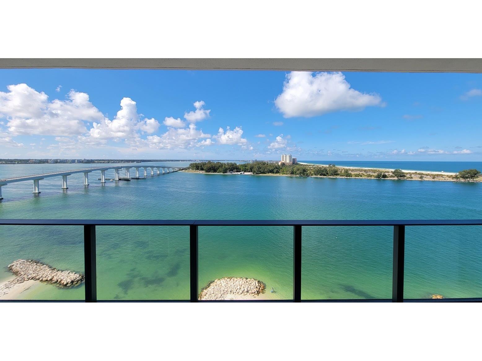 691 S Gulfview Boulevard #1510 Clearwater Beach FL 33767 TB8481653 image1