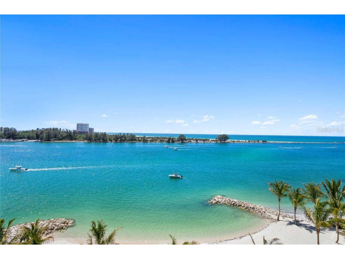 691 S Gulfview Boulevard #814 Clearwater Beach FL 33767 U8195842 image1