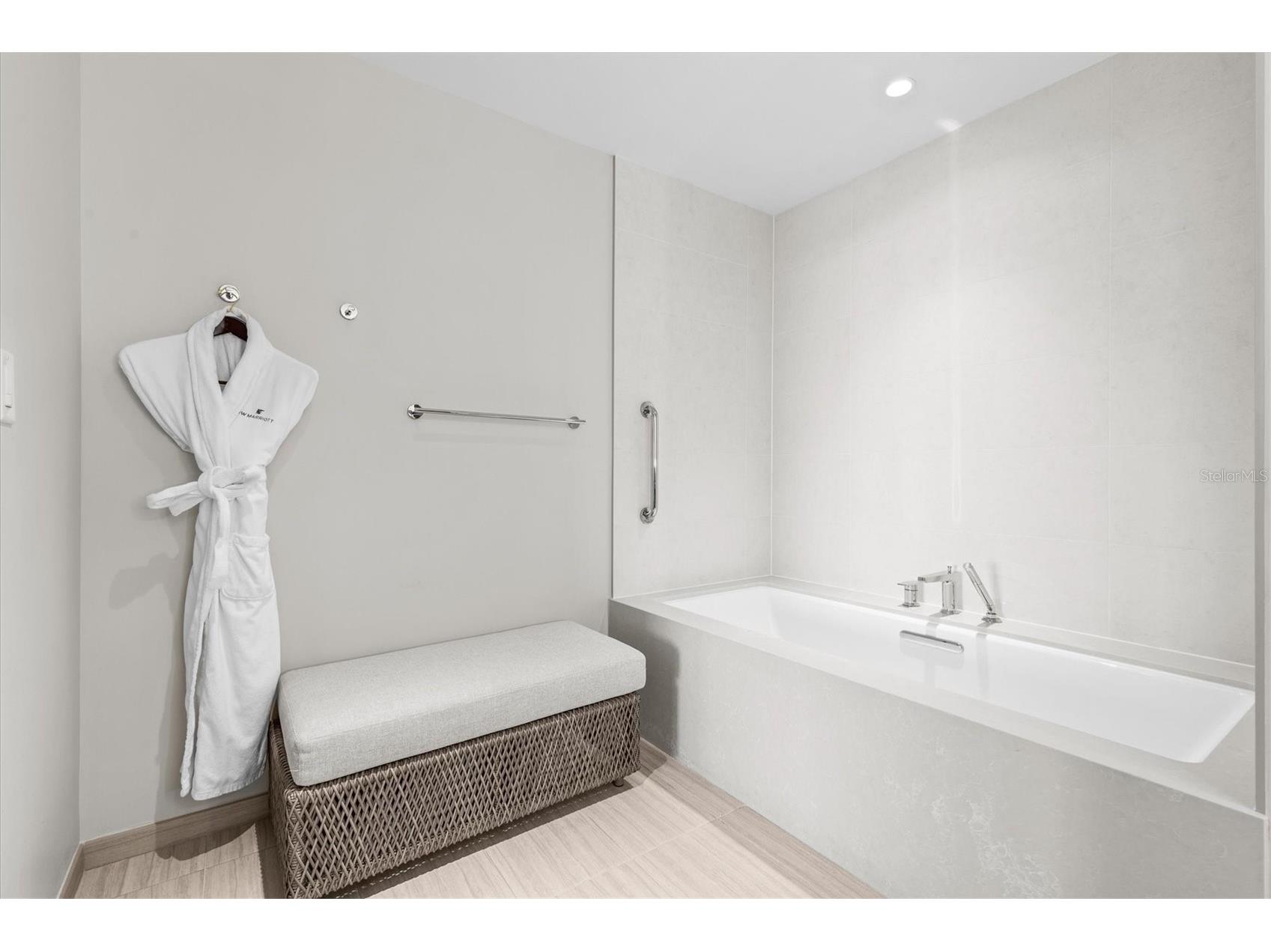 691 S Gulfview Boulevard #815 Clearwater Beach FL 33767 TB8518619 image22