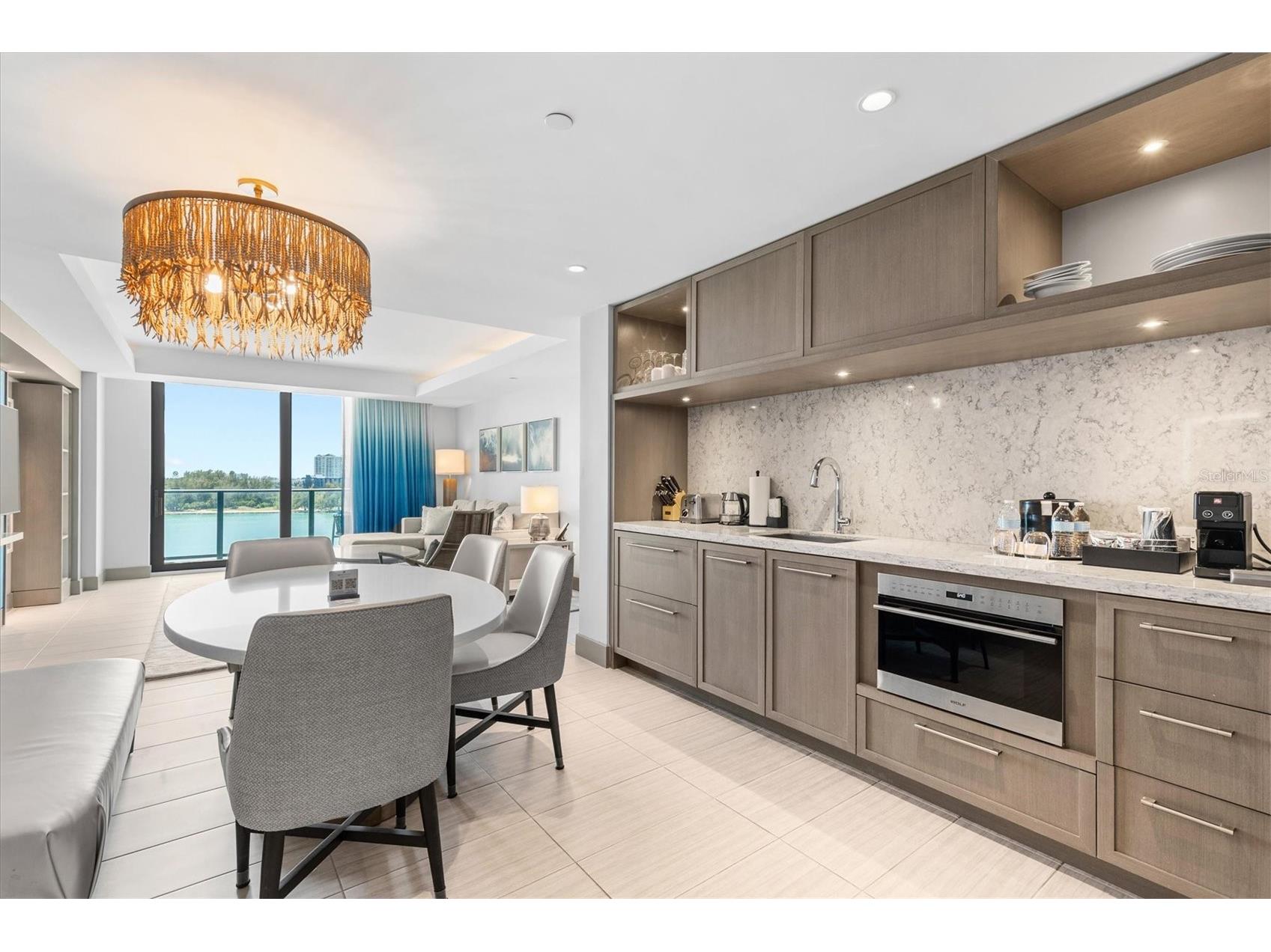 691 S Gulfview Boulevard #815 Clearwater Beach FL 33767 TB8518619 image3