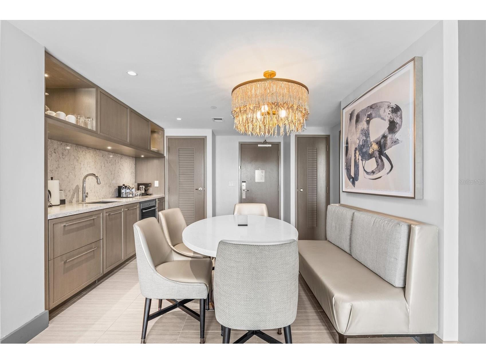 691 S Gulfview Boulevard #815 Clearwater Beach FL 33767 TB8518619 image5