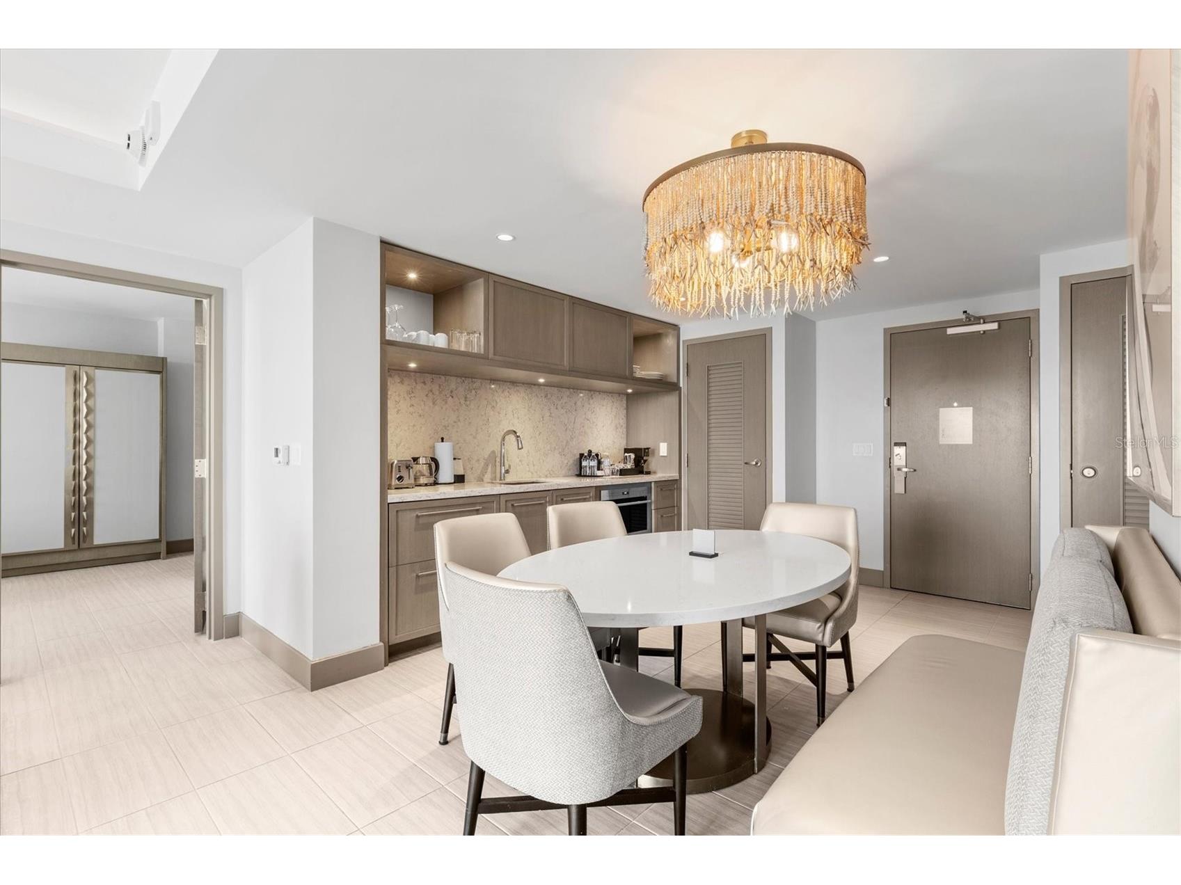 691 S Gulfview Boulevard #815 Clearwater Beach FL 33767 TB8518619 image6
