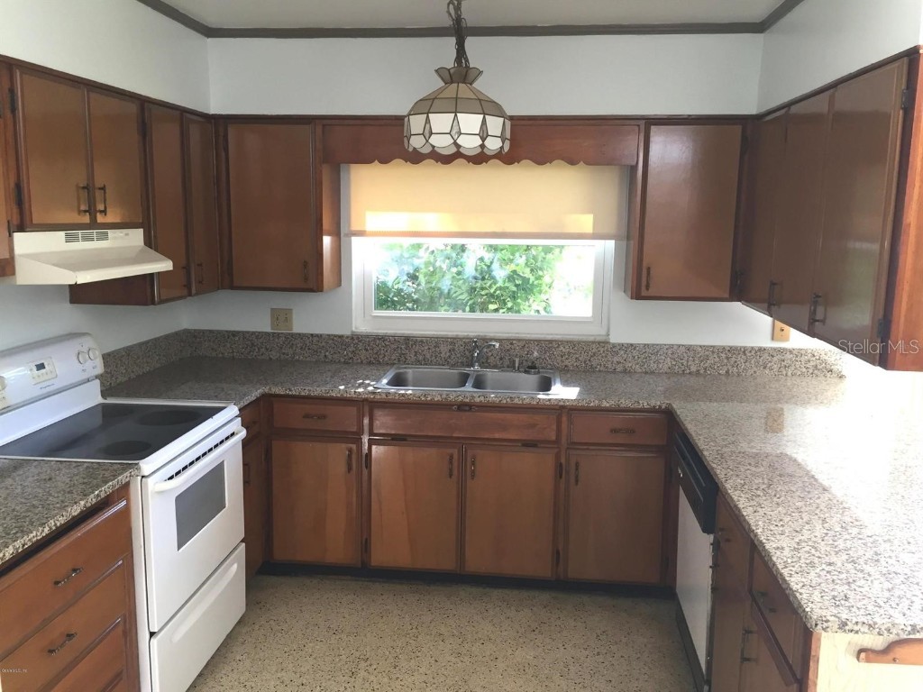 691 SE 19th Street Ocala FL 34471 OM716257 image2