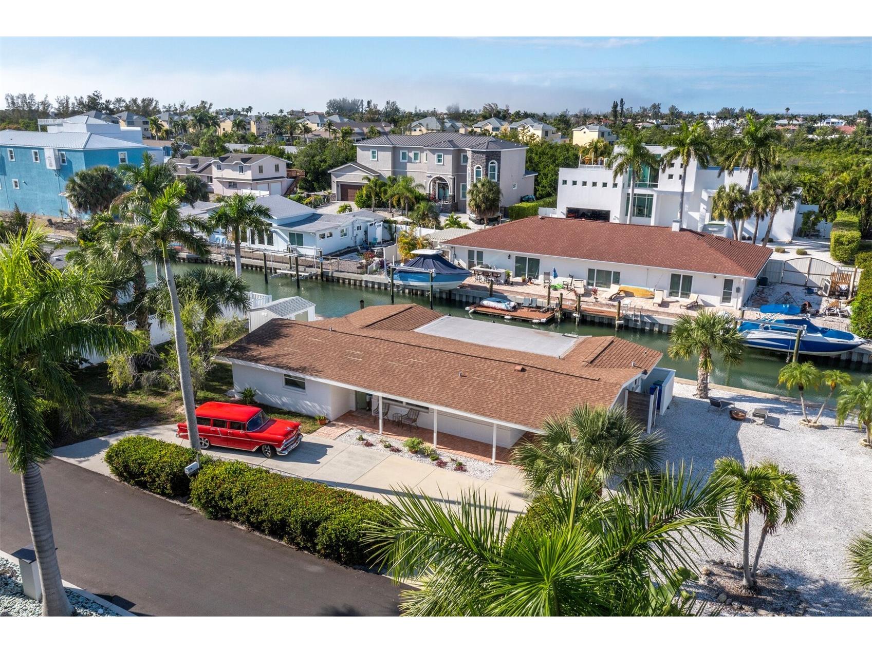 691 Tarawitt Drive Longboat Key FL 34228 - CANAL TO INTRACOASTAL WATERWAY A4678131 image1