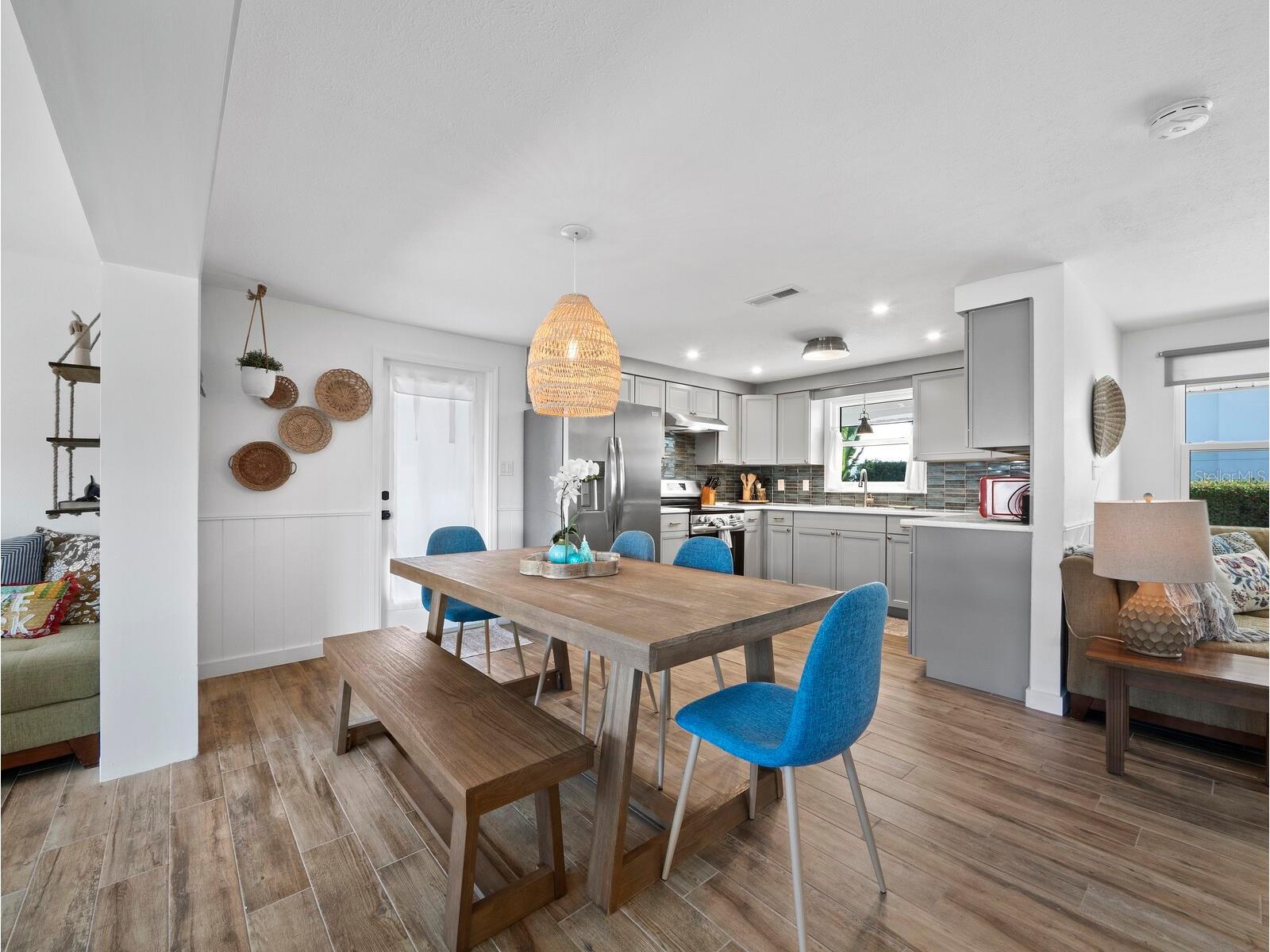 691 Tarawitt Drive Longboat Key FL 34228 - CANAL TO INTRACOASTAL WATERWAY A4678131 image11