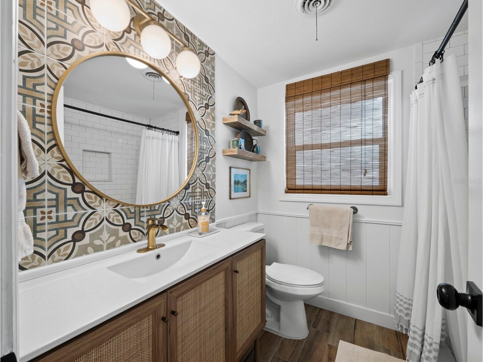 691 Tarawitt Drive Longboat Key FL 34228 - CANAL TO INTRACOASTAL WATERWAY A4678131 image21