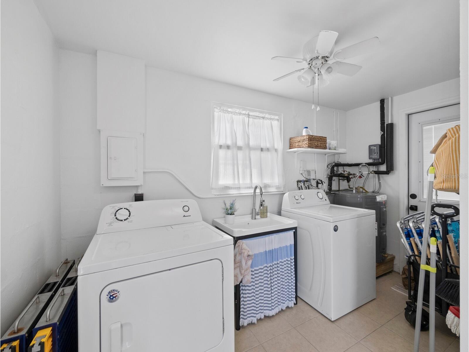 691 Tarawitt Drive Longboat Key FL 34228 - CANAL TO INTRACOASTAL WATERWAY A4678131 image25