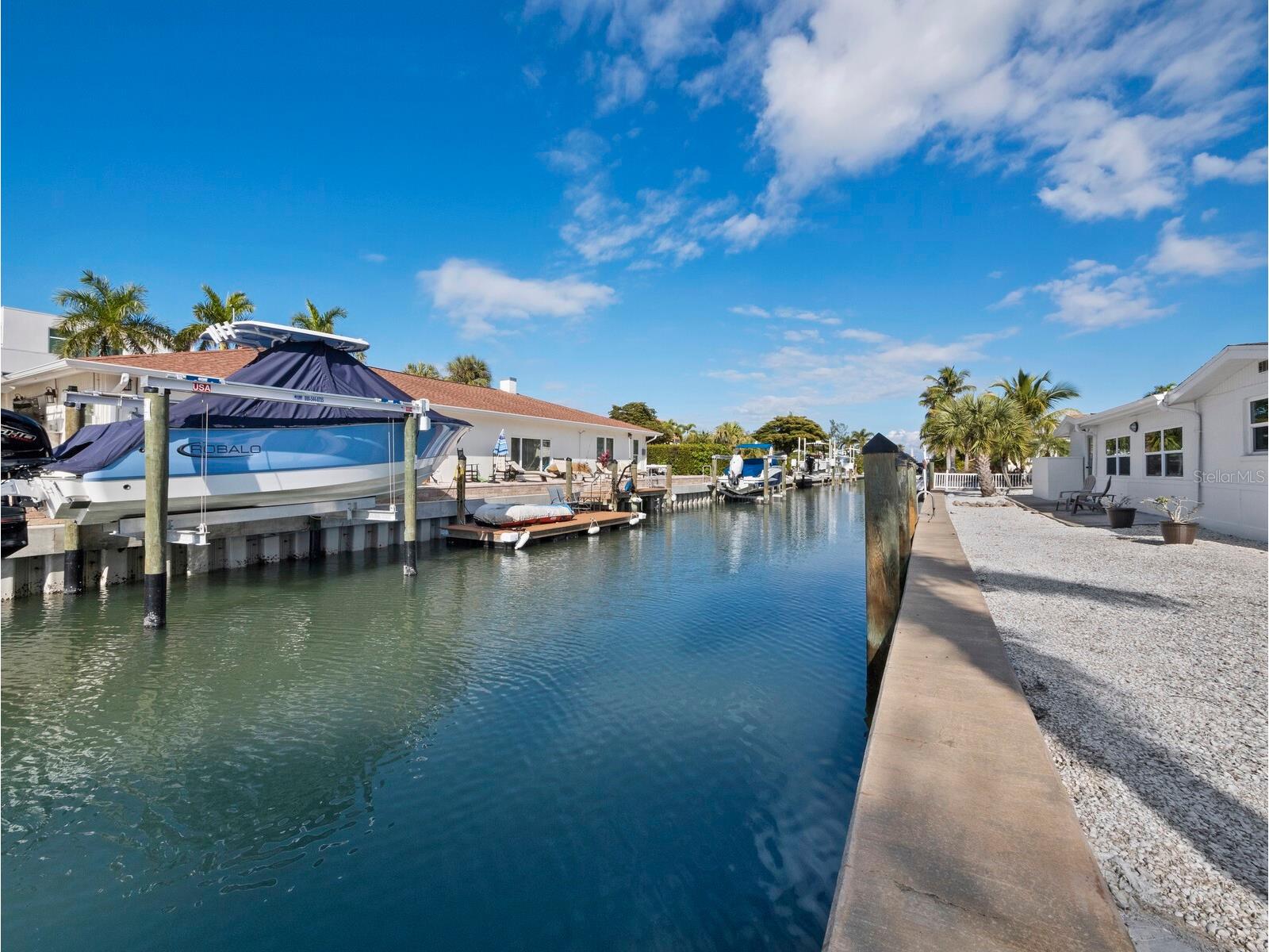 691 Tarawitt Drive Longboat Key FL 34228 - CANAL TO INTRACOASTAL WATERWAY A4678131 image31