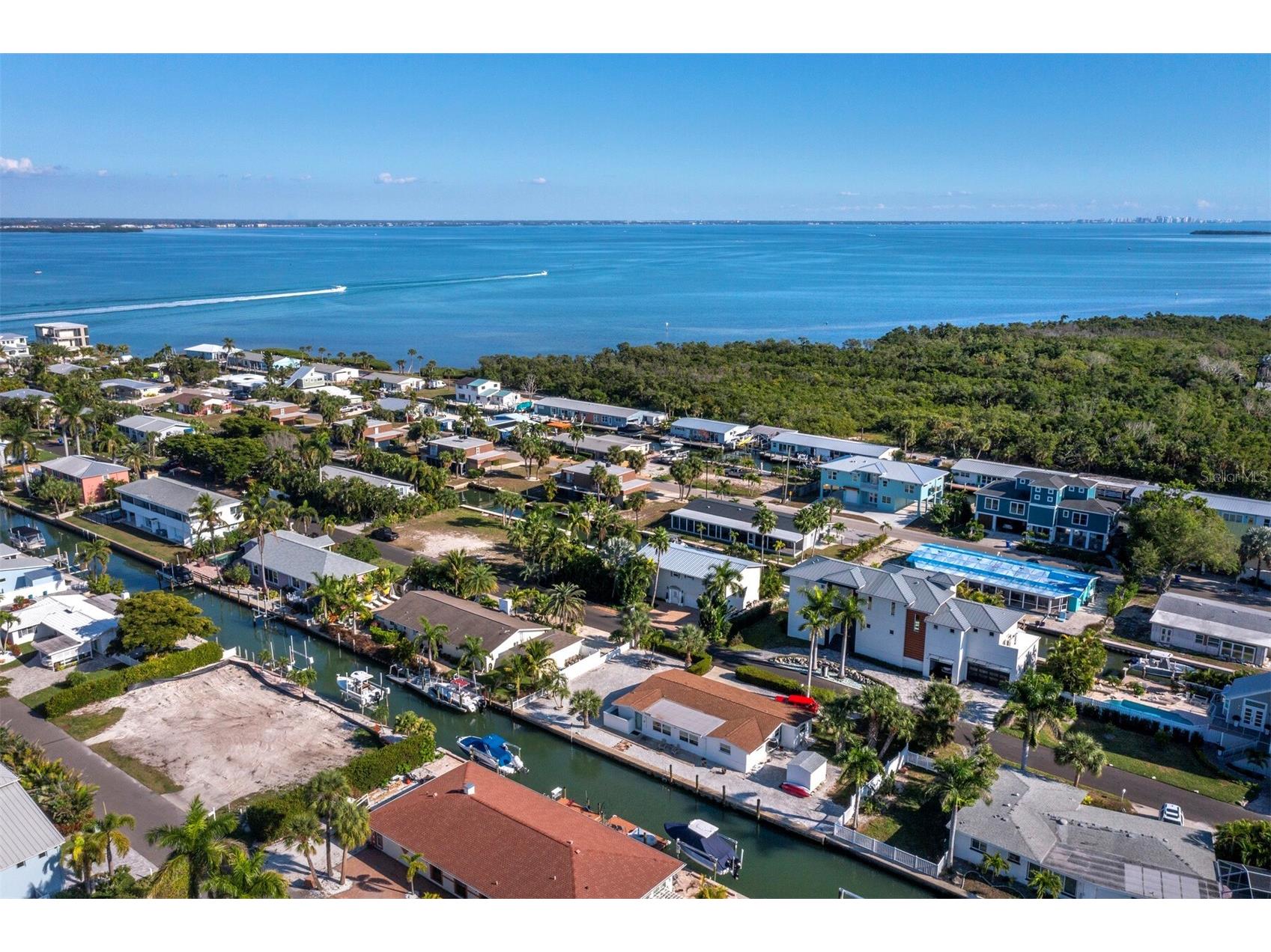 691 Tarawitt Drive Longboat Key FL 34228 - CANAL TO INTRACOASTAL WATERWAY A4678131 image35
