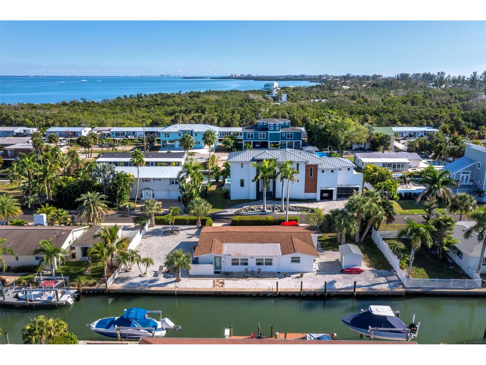 691 Tarawitt Drive Longboat Key FL 34228 - CANAL TO INTRACOASTAL WATERWAY A4678131 image38