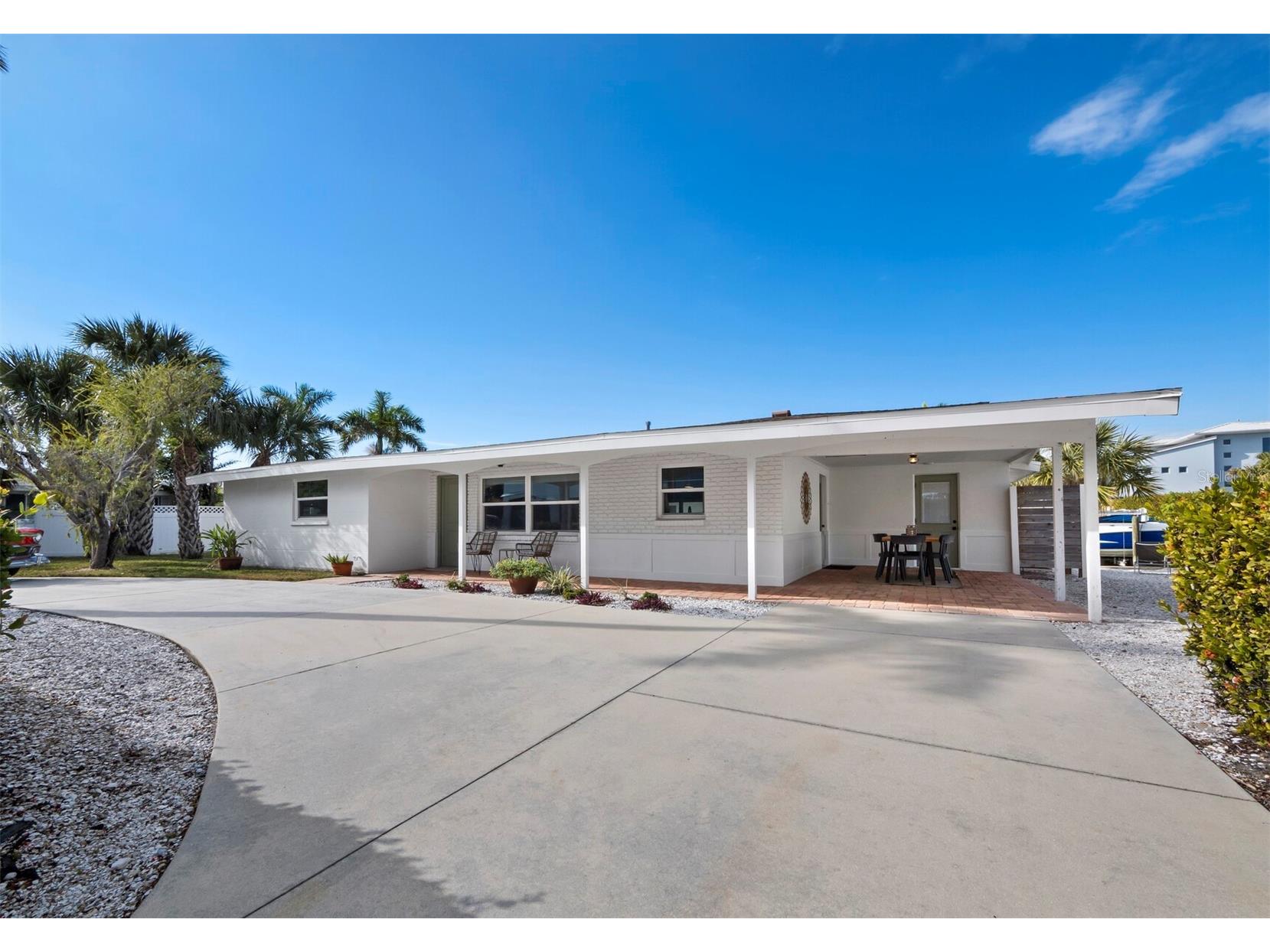 691 Tarawitt Drive Longboat Key FL 34228 - CANAL TO INTRACOASTAL WATERWAY A4678131 image4