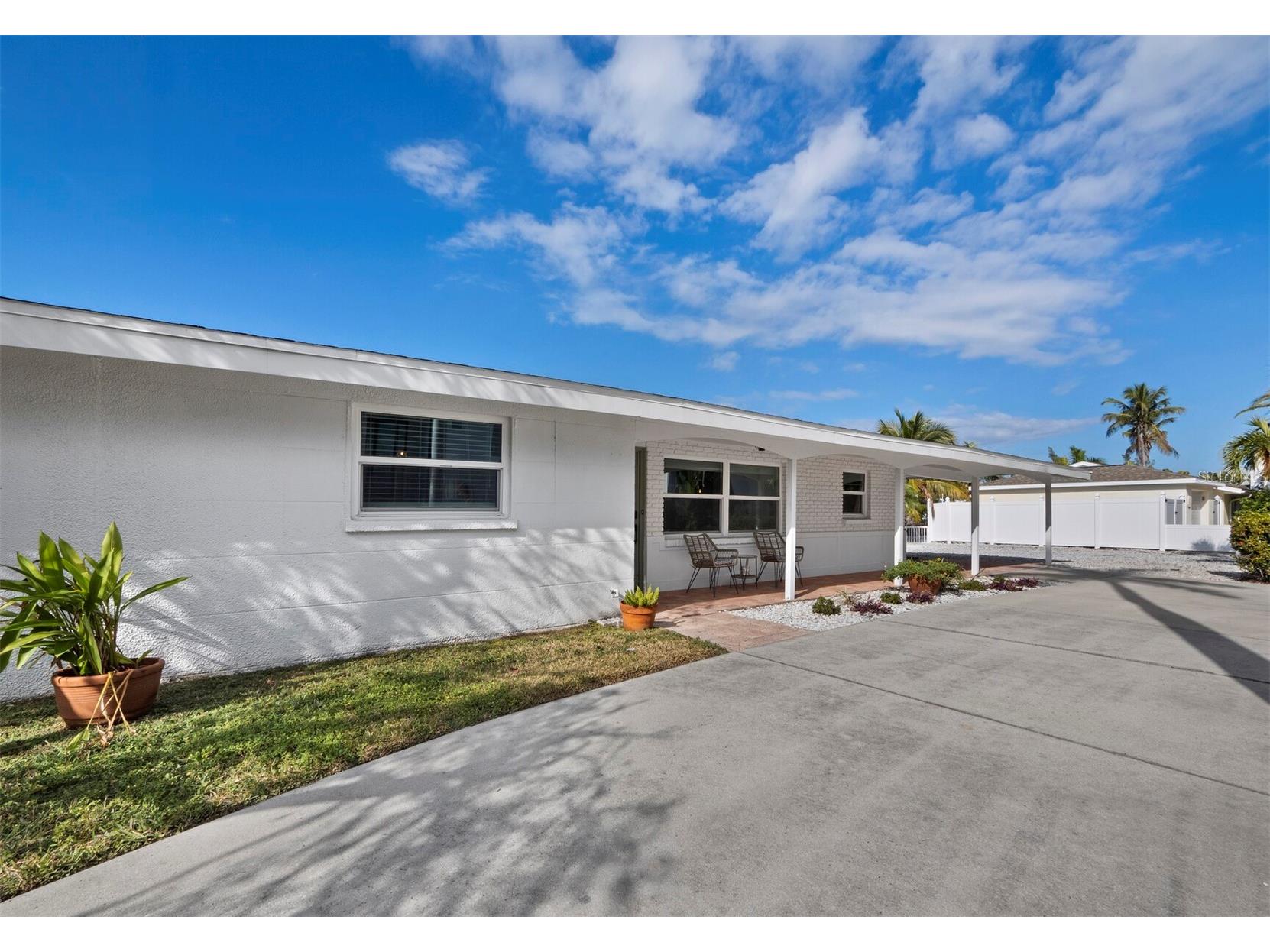 691 Tarawitt Drive Longboat Key FL 34228 - CANAL TO INTRACOASTAL WATERWAY A4678131 image6