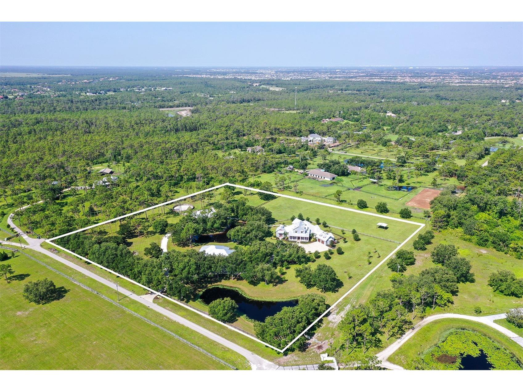 6910 211th Street E Bradenton FL 34211 A4661176 image2