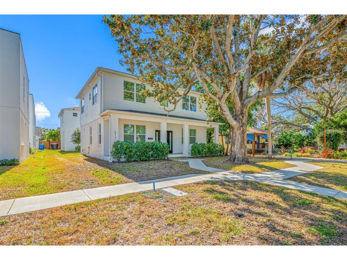 6910 Dartmouth Avenue N Saint Petersburg FL 33710 TB8456701 image3