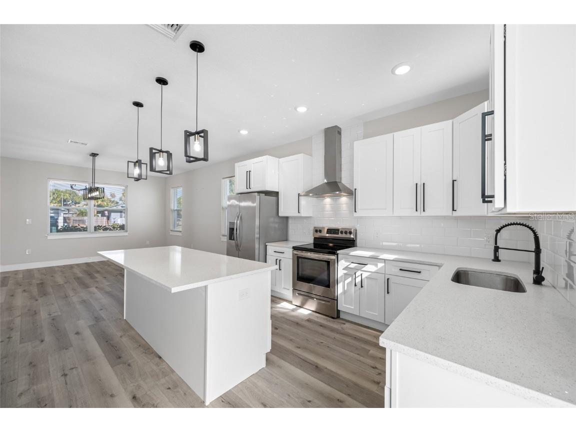 6910 Dartmouth Avenue N Saint Petersburg FL 33710 TB8456701 image9