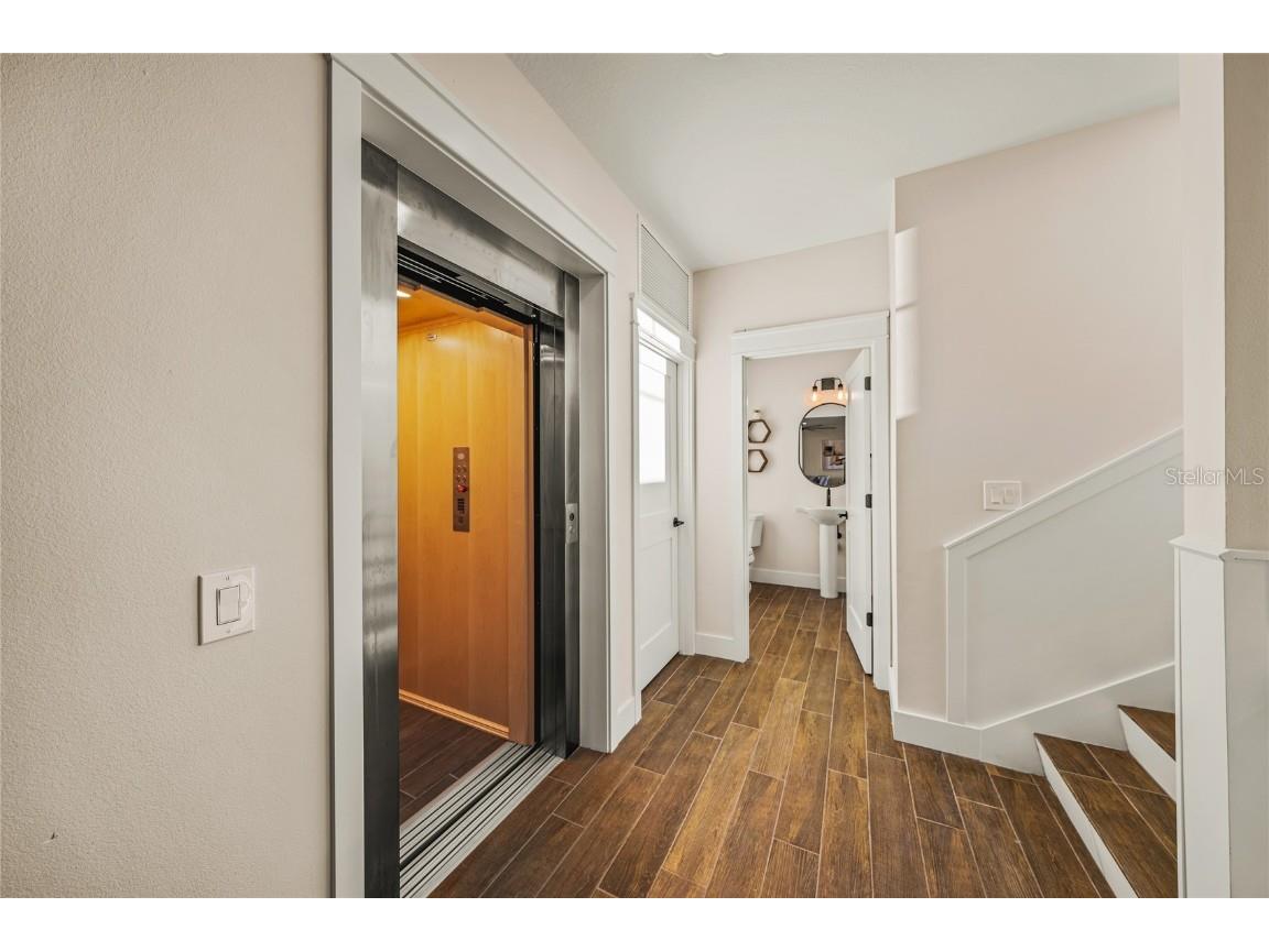 6910 Midnight Pass Road #A Sarasota FL 34242 A4674217 image13