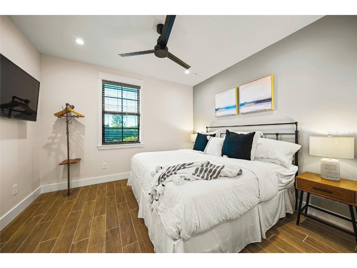 6910 Midnight Pass Road #A Sarasota FL 34242 A4674217 image26