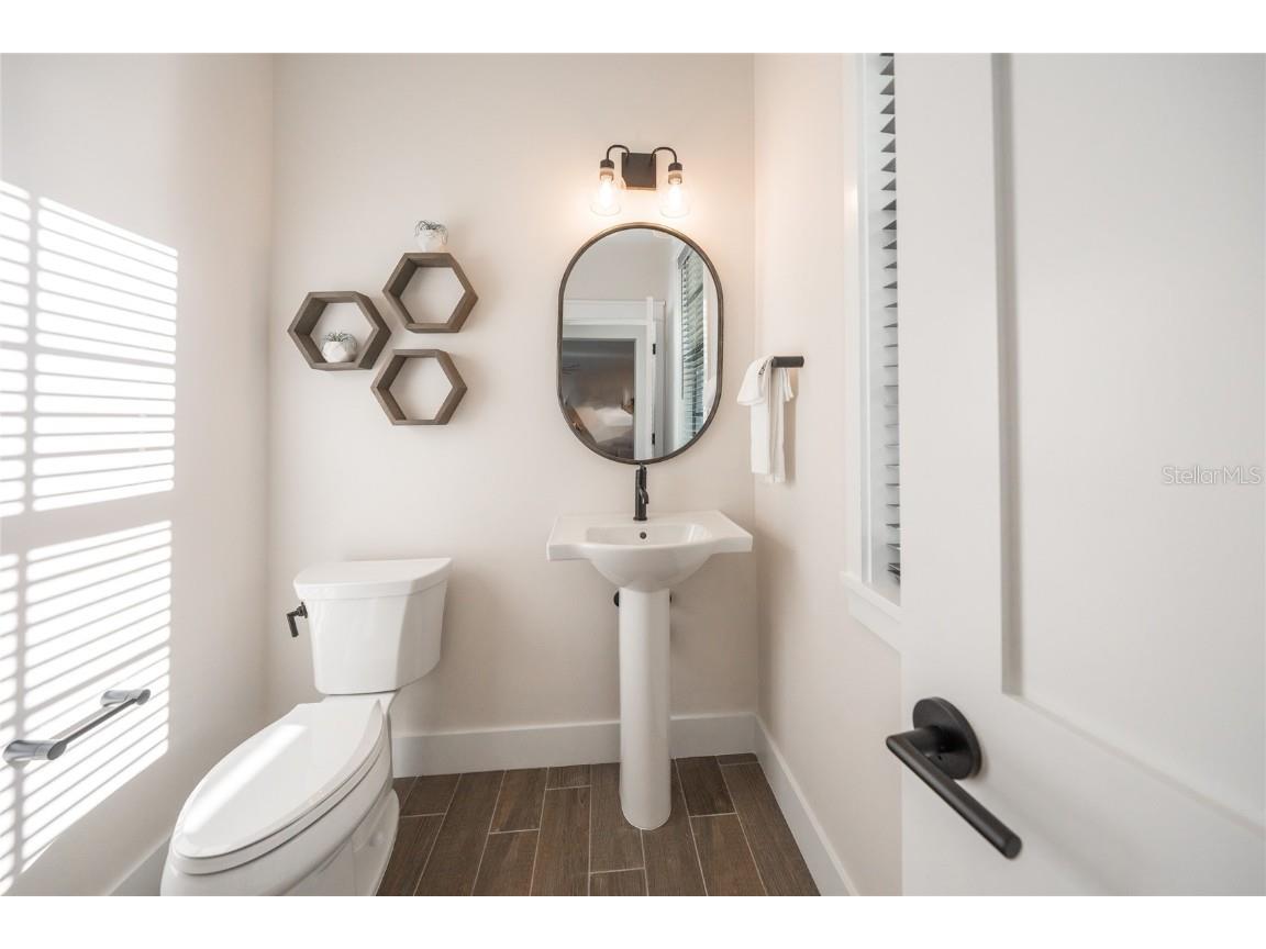 6910 Midnight Pass Road #A Sarasota FL 34242 A4674217 image32