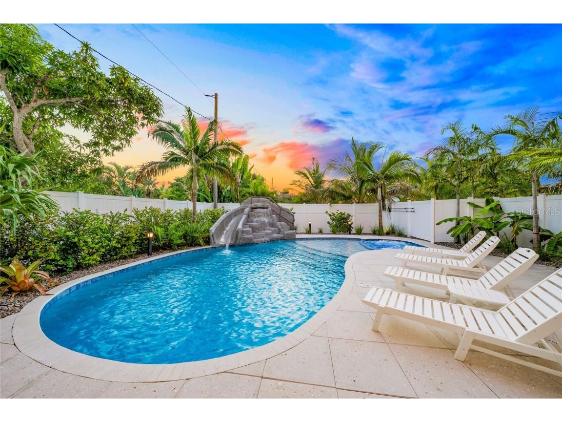 6910 Midnight Pass Road #A Sarasota FL 34242 A4674217 image34