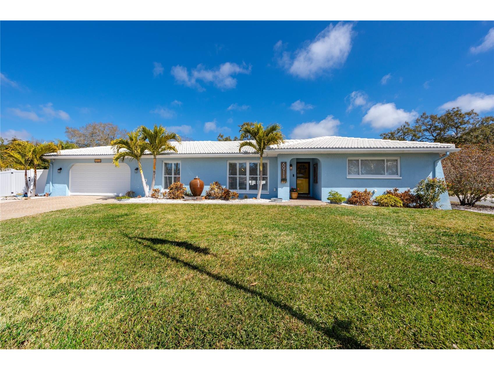 6911 121st Street Seminole FL 33772 TB8477393 image1