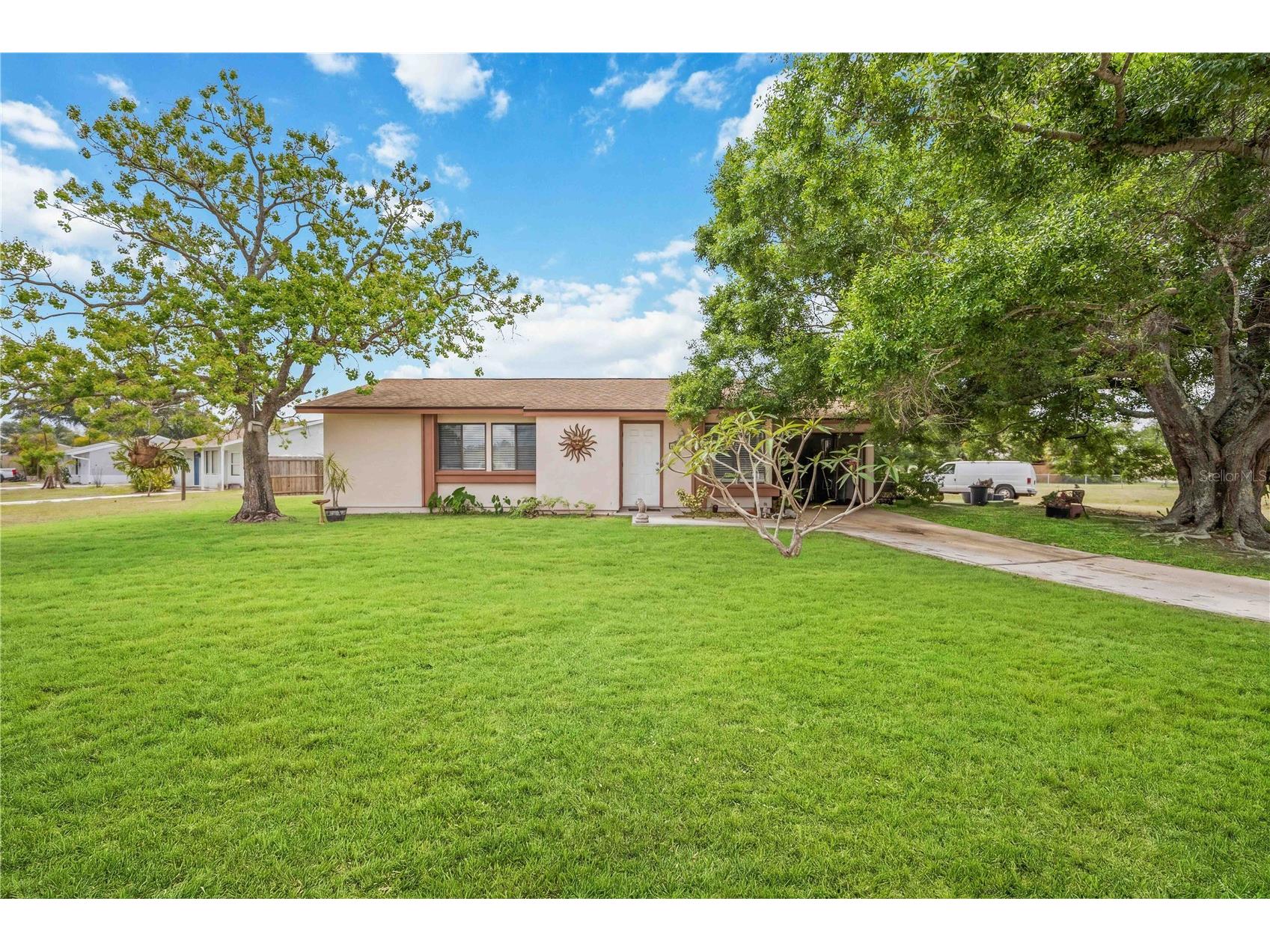 6911 Kenwood Drive North Port FL 34287 N6144068 image1